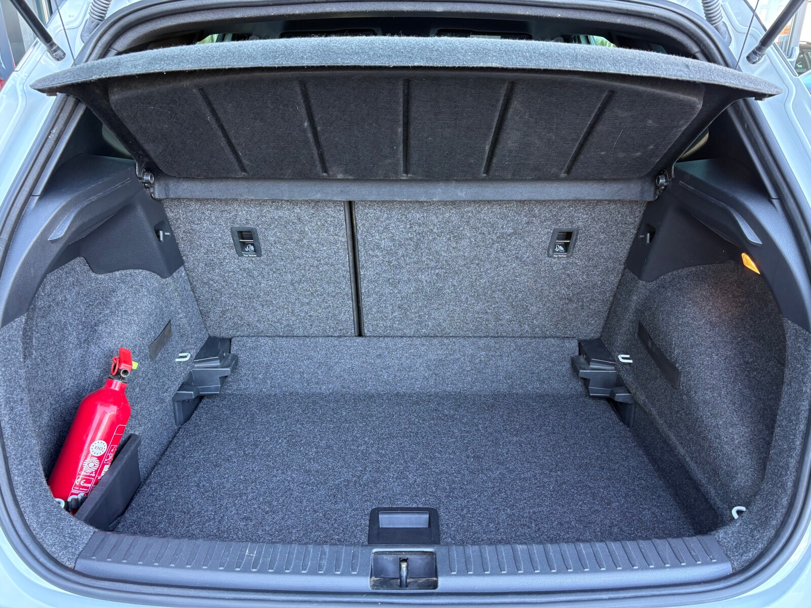Seat Arona - zdjęcie 16