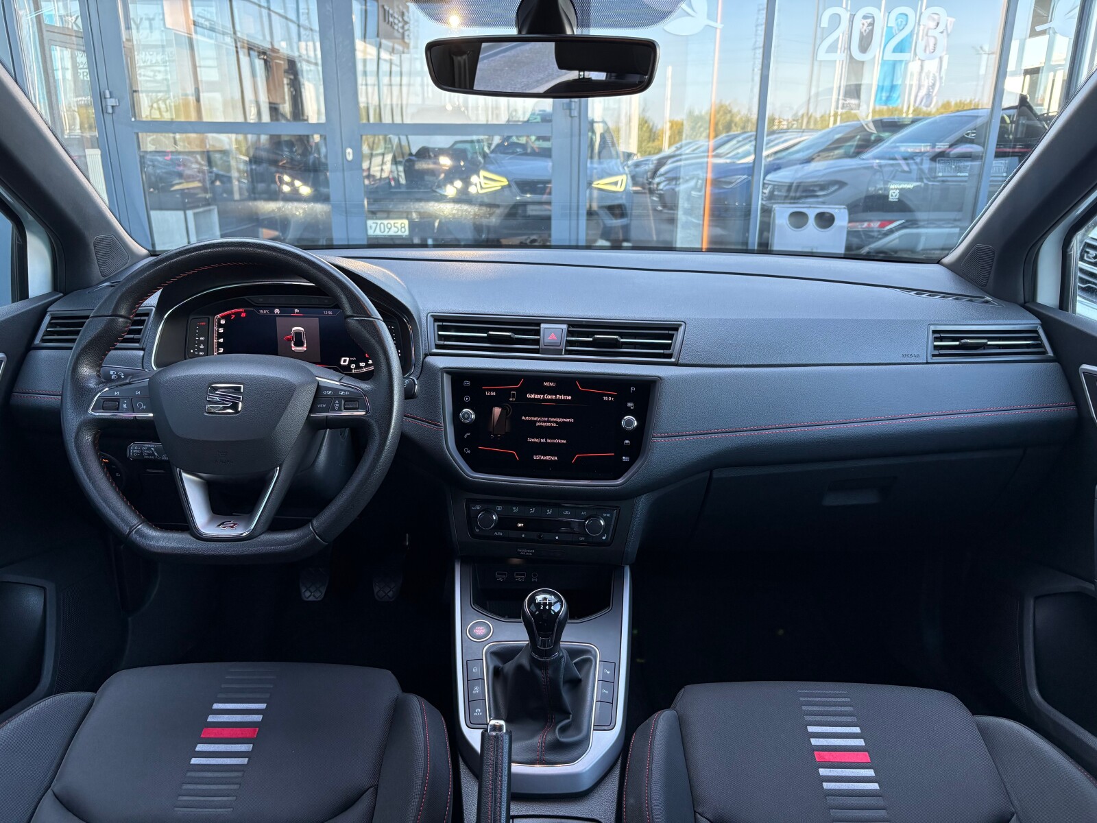 Seat Arona - zdjęcie 9