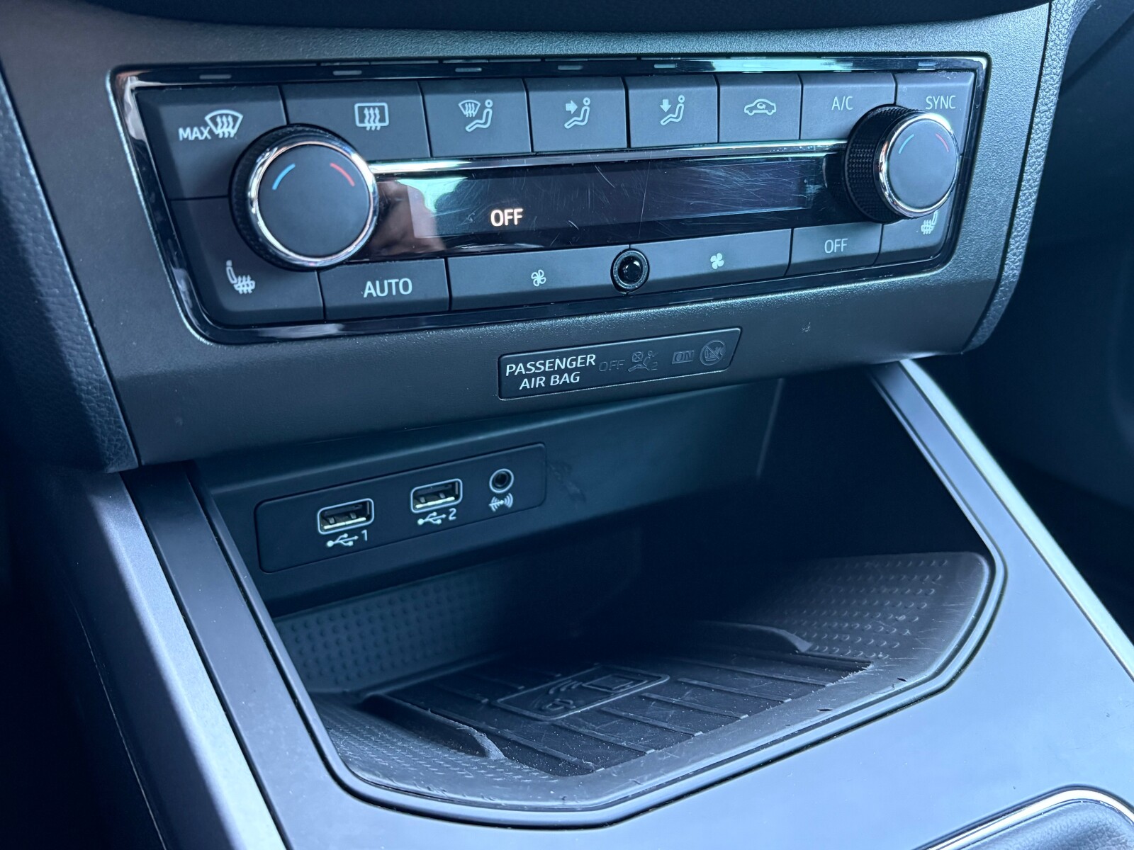 Seat Arona - zdjęcie 25