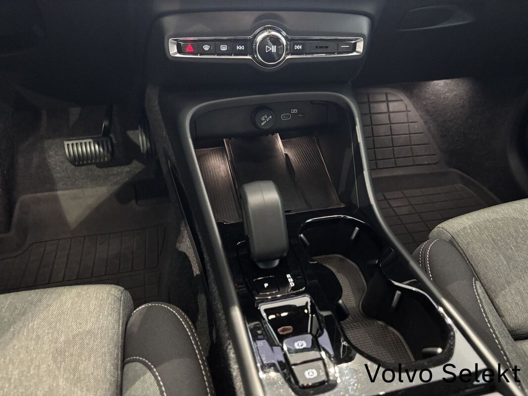 Volvo XC 40 - zdjęcie 6
