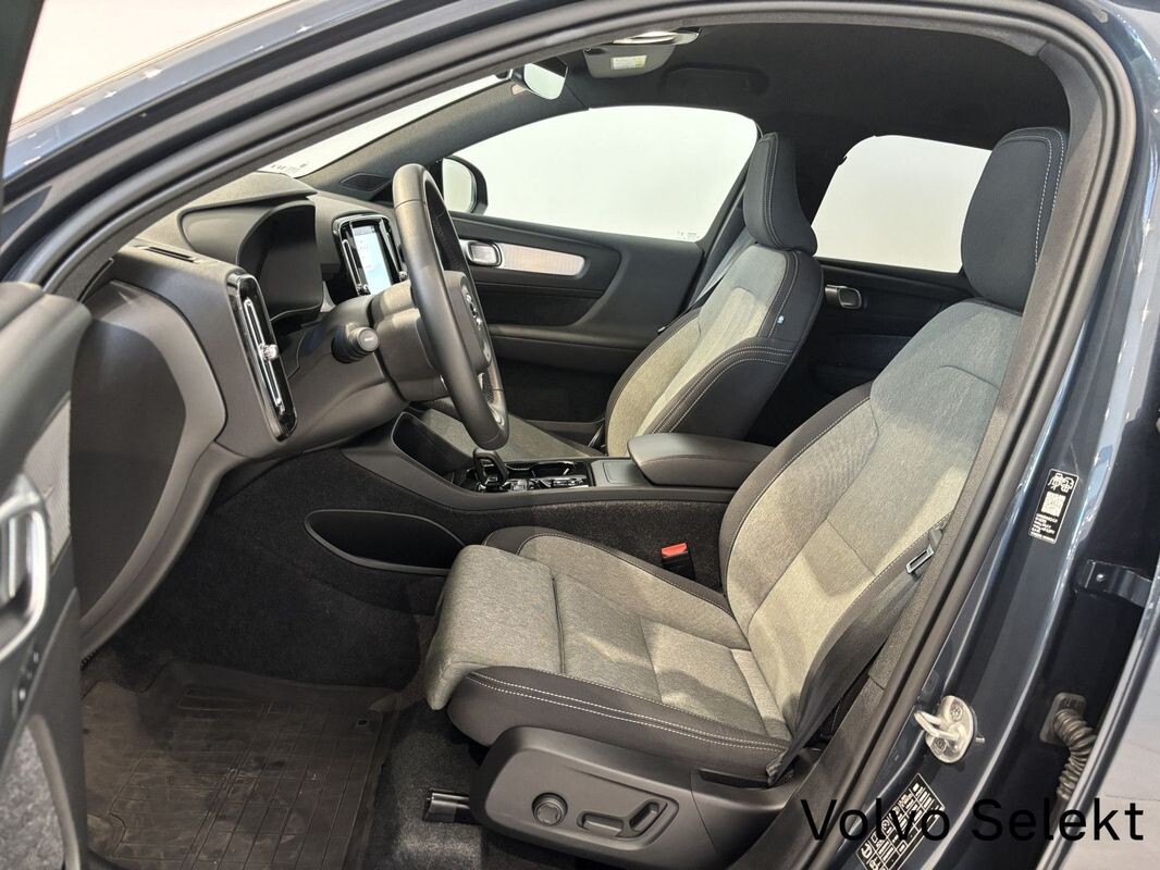 Volvo XC 40 - zdjęcie 15
