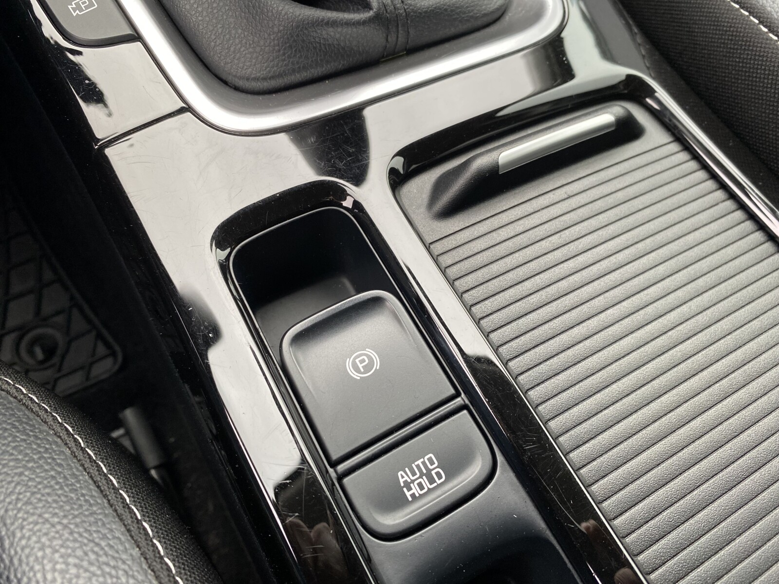 Kia Ceed - zdjęcie 22