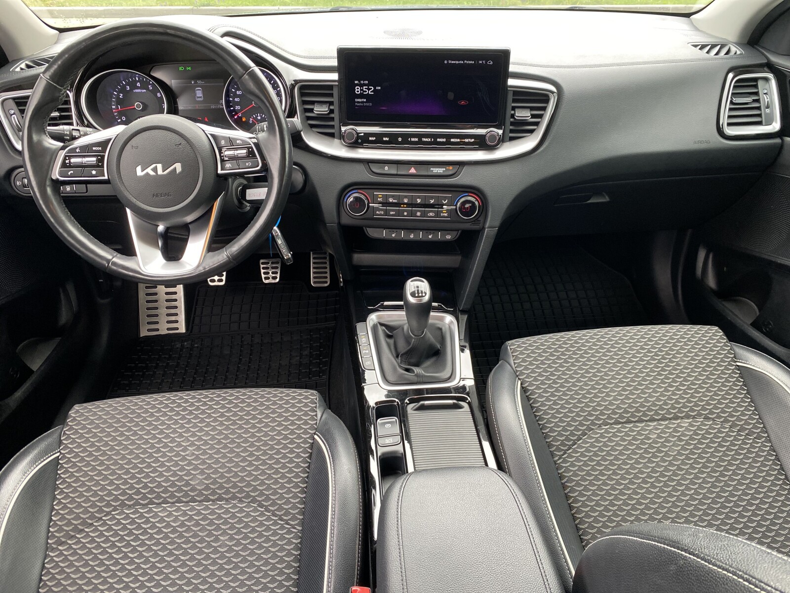 Kia Ceed - zdjęcie 11