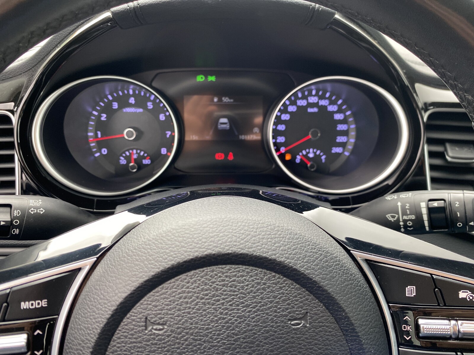 Kia Ceed - zdjęcie 28