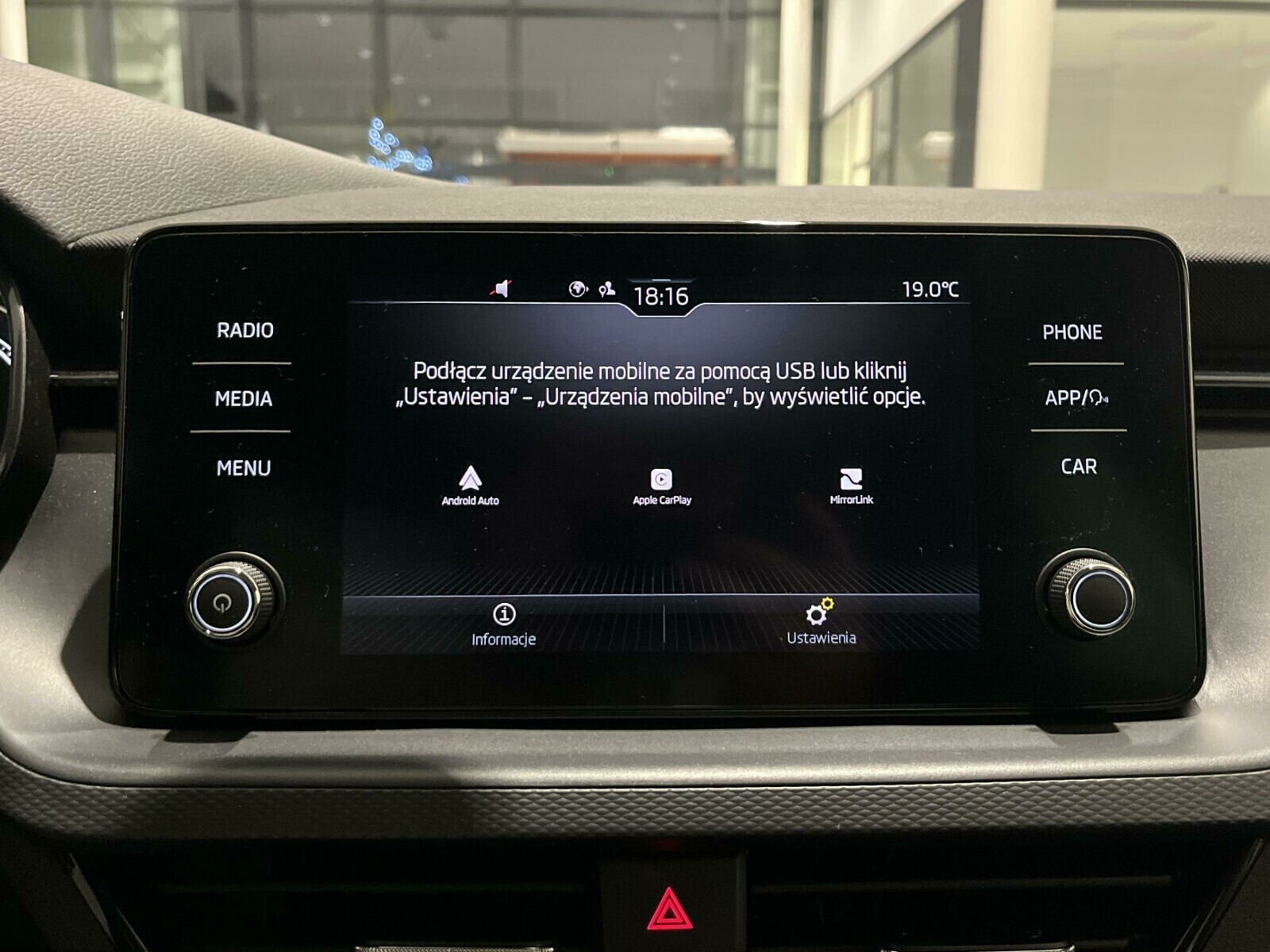 Škoda Kamiq - zdjęcie 18