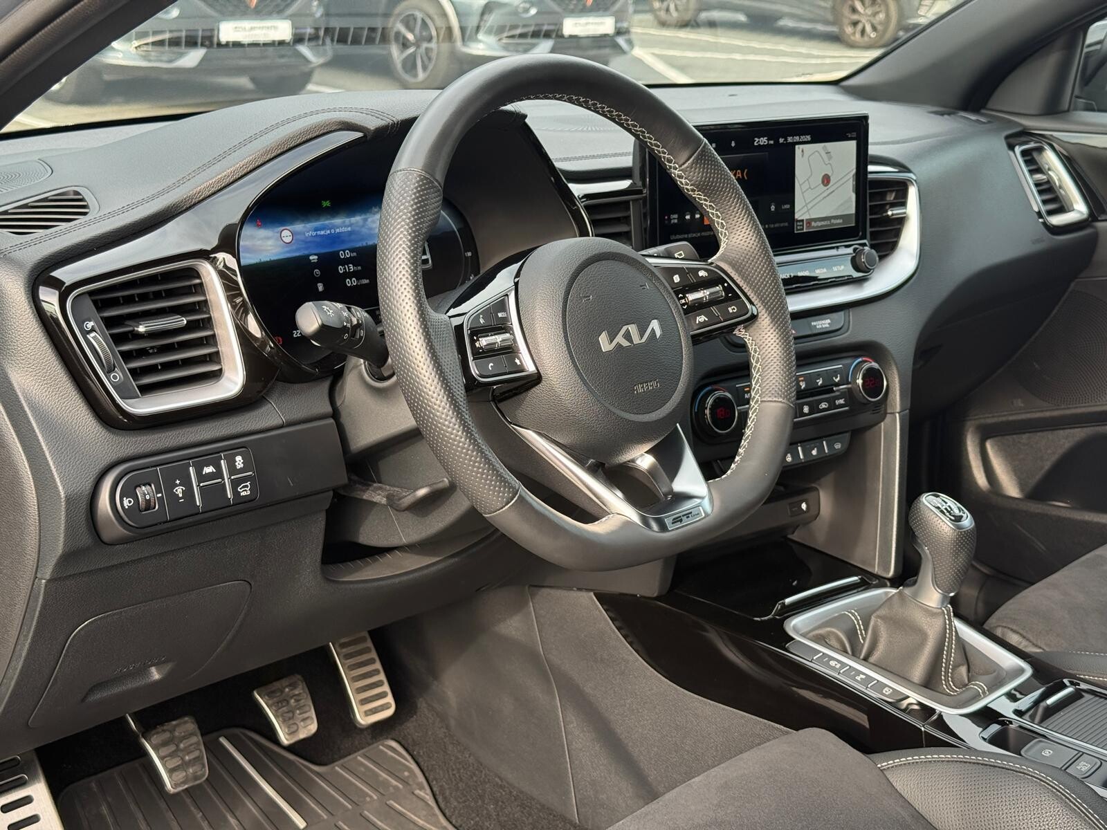 Kia Pro_cee'd - zdjęcie 9