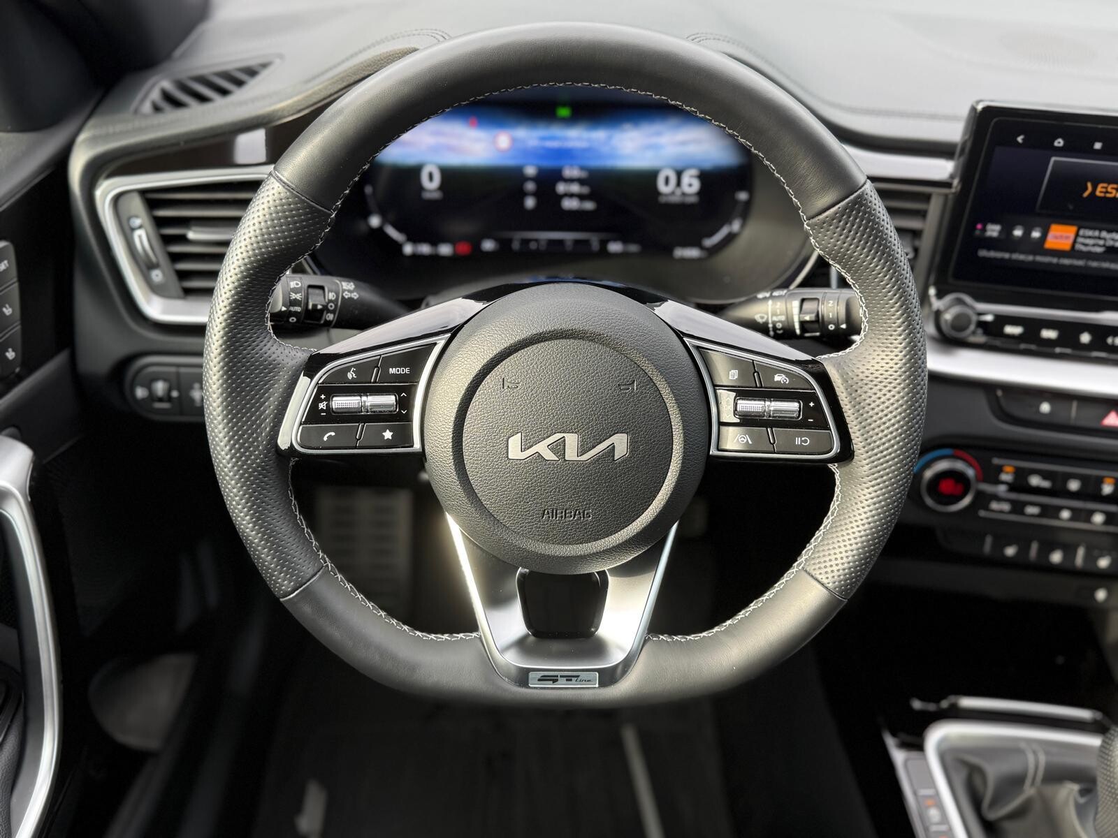 Kia Pro_cee'd - zdjęcie 11