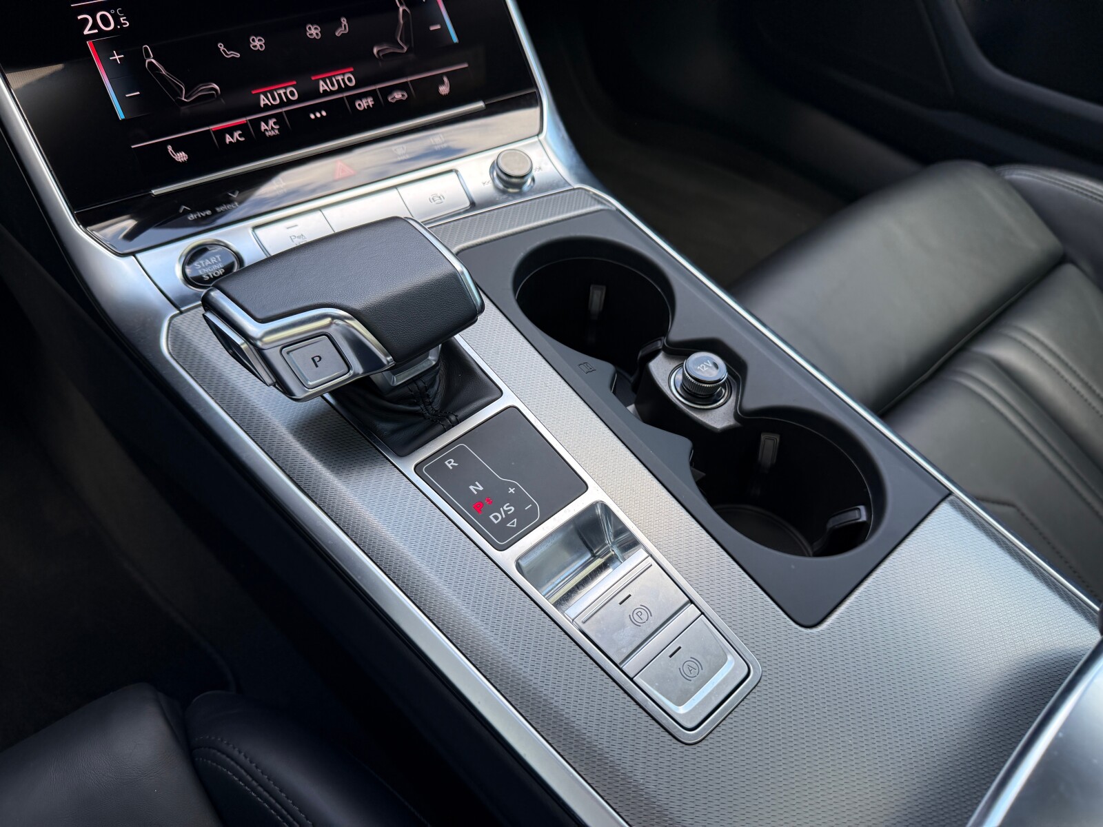 Audi A6 Limousine - zdjęcie 24