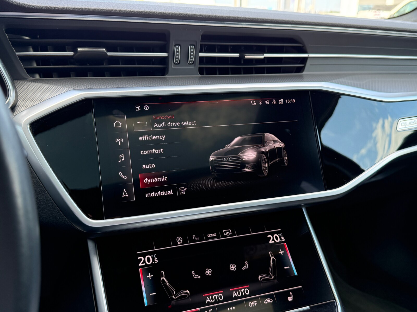 Audi A6 Limousine - zdjęcie 33