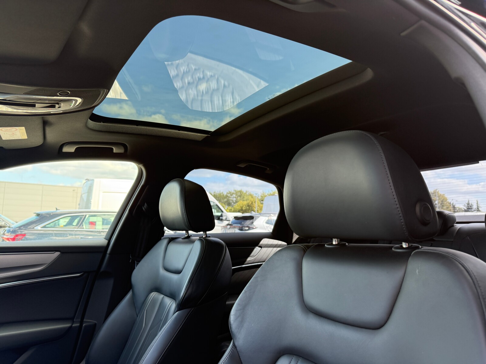 Audi A6 Limousine - zdjęcie 21
