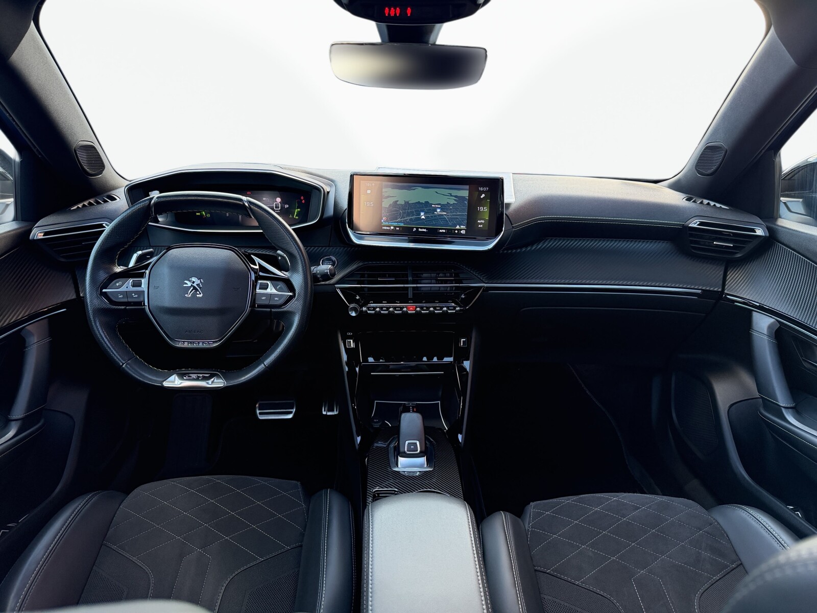 Peugeot 2008 - zdjęcie 33