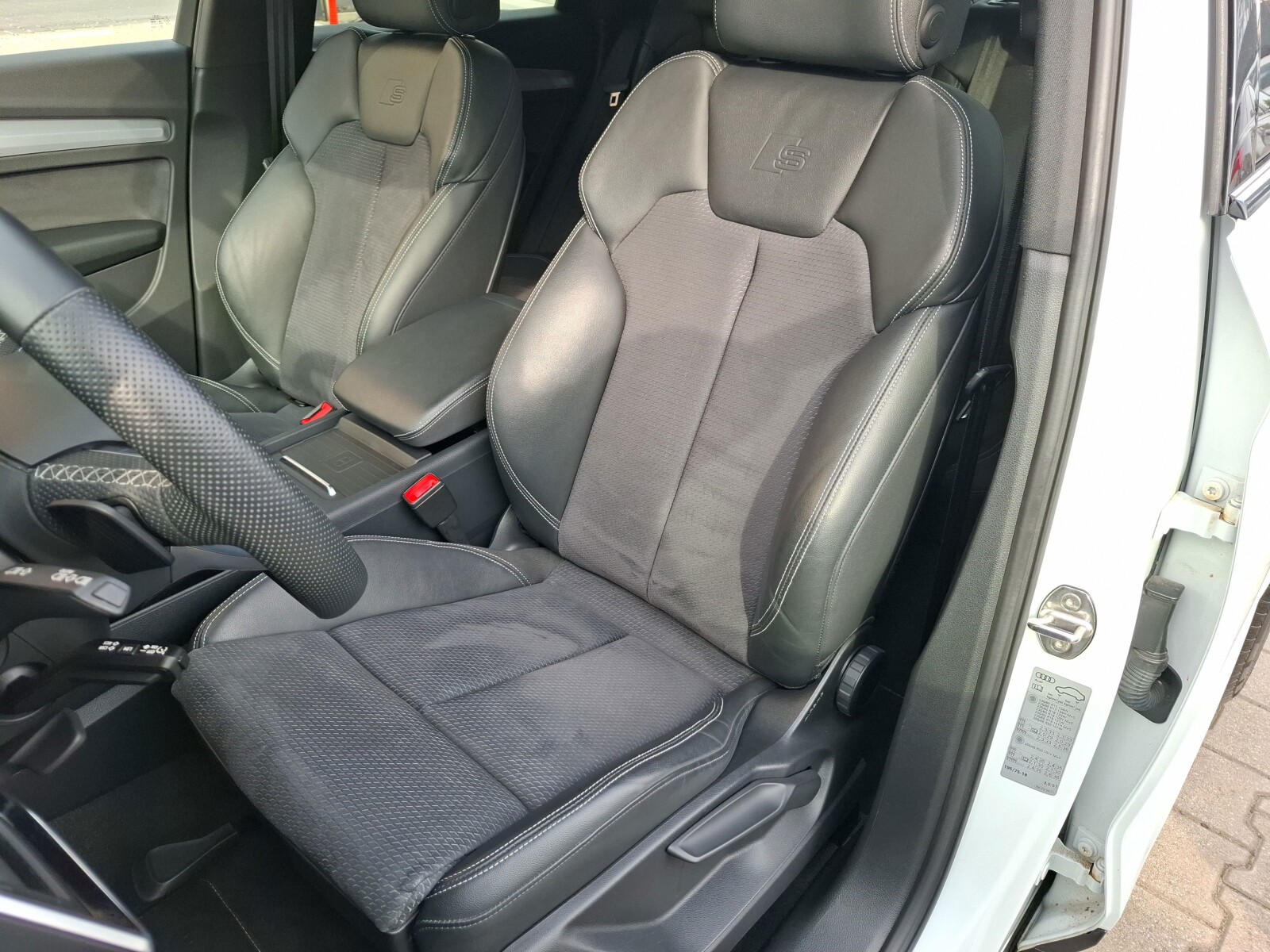 Audi Q5 Sportback - zdjęcie 12