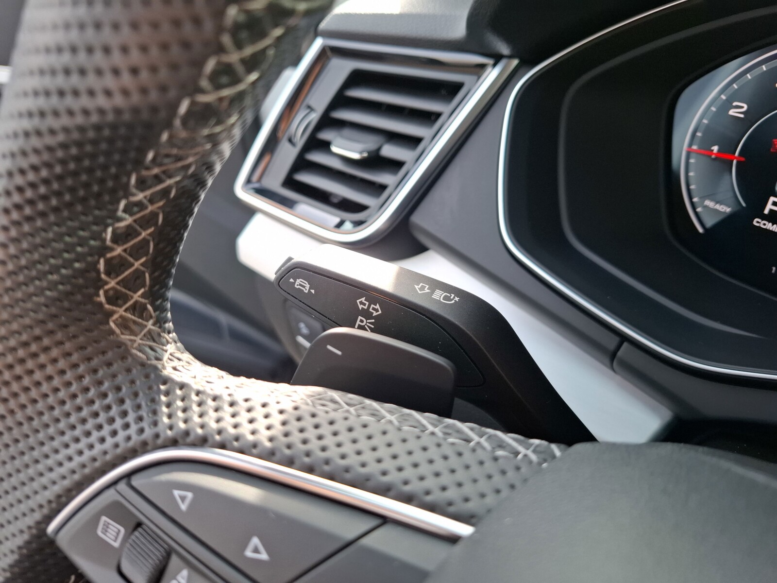 Audi Q5 Sportback - zdjęcie 29