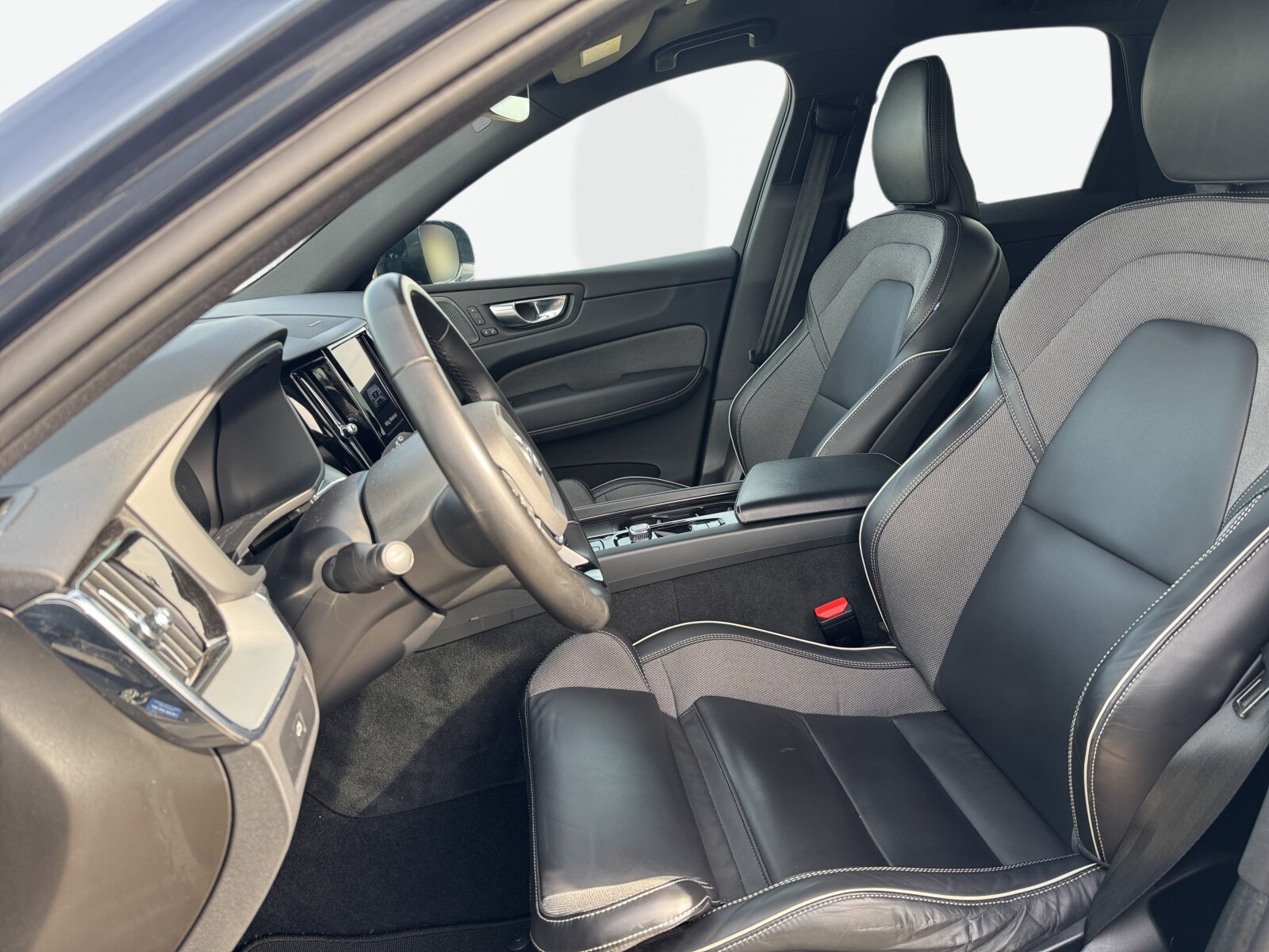 Volvo XC 60 - zdjęcie 9