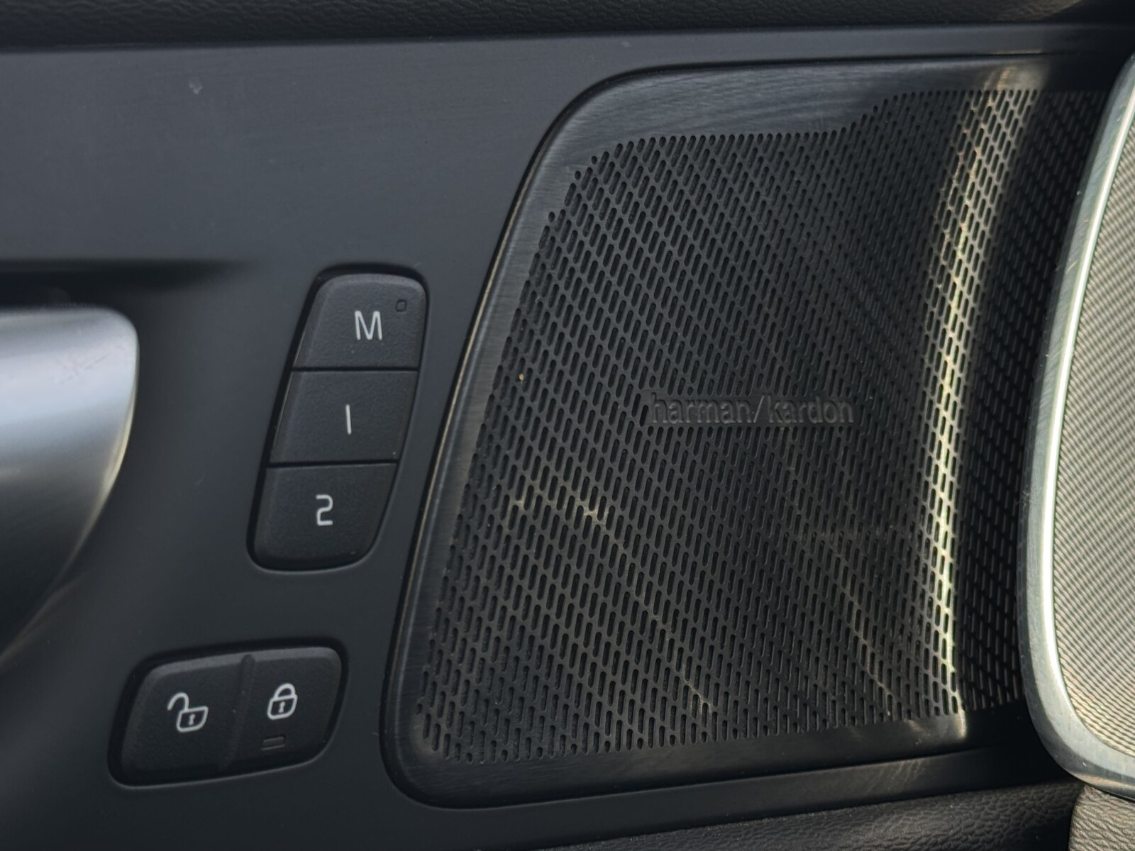 Volvo XC 60 - zdjęcie 22