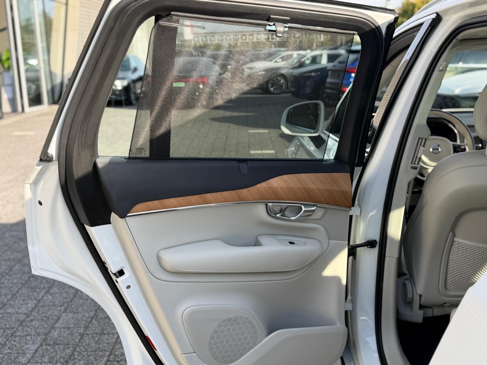 Volvo XC 90 - zdjęcie 18