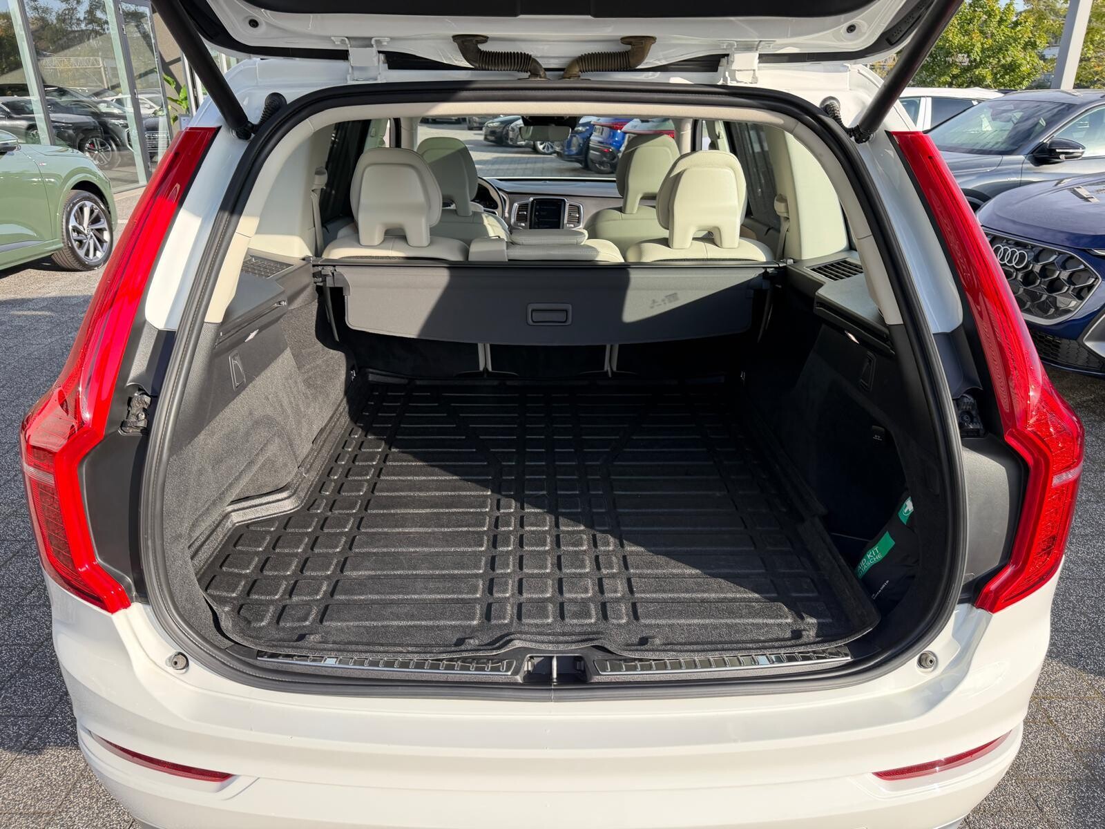 Volvo XC 90 - zdjęcie 25