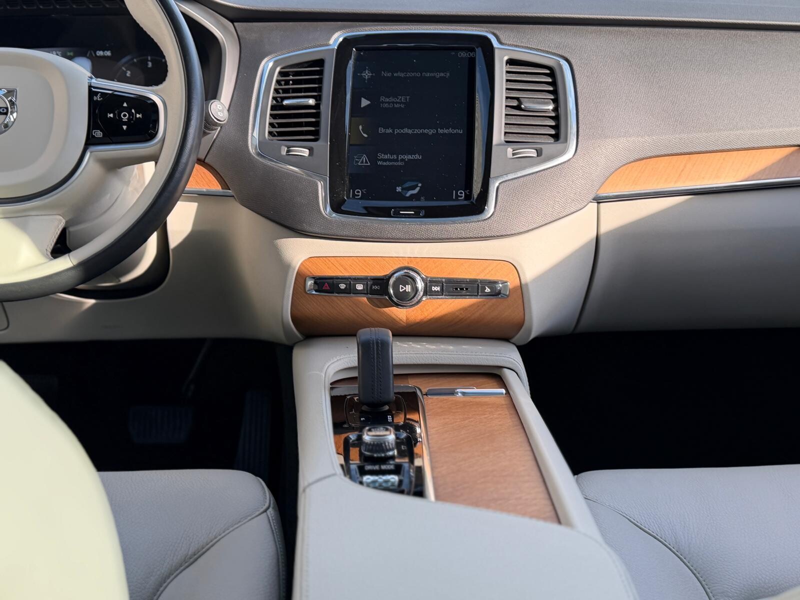 Volvo XC 90 - zdjęcie 23