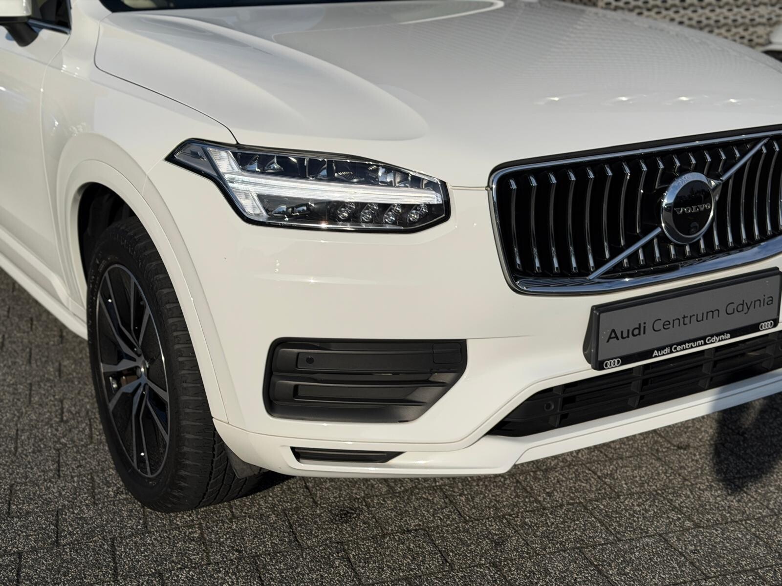 Volvo XC 90 - zdjęcie 10