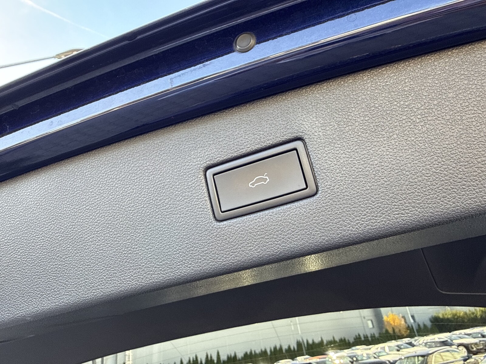 Volkswagen Tiguan Allspace - zdjęcie 35