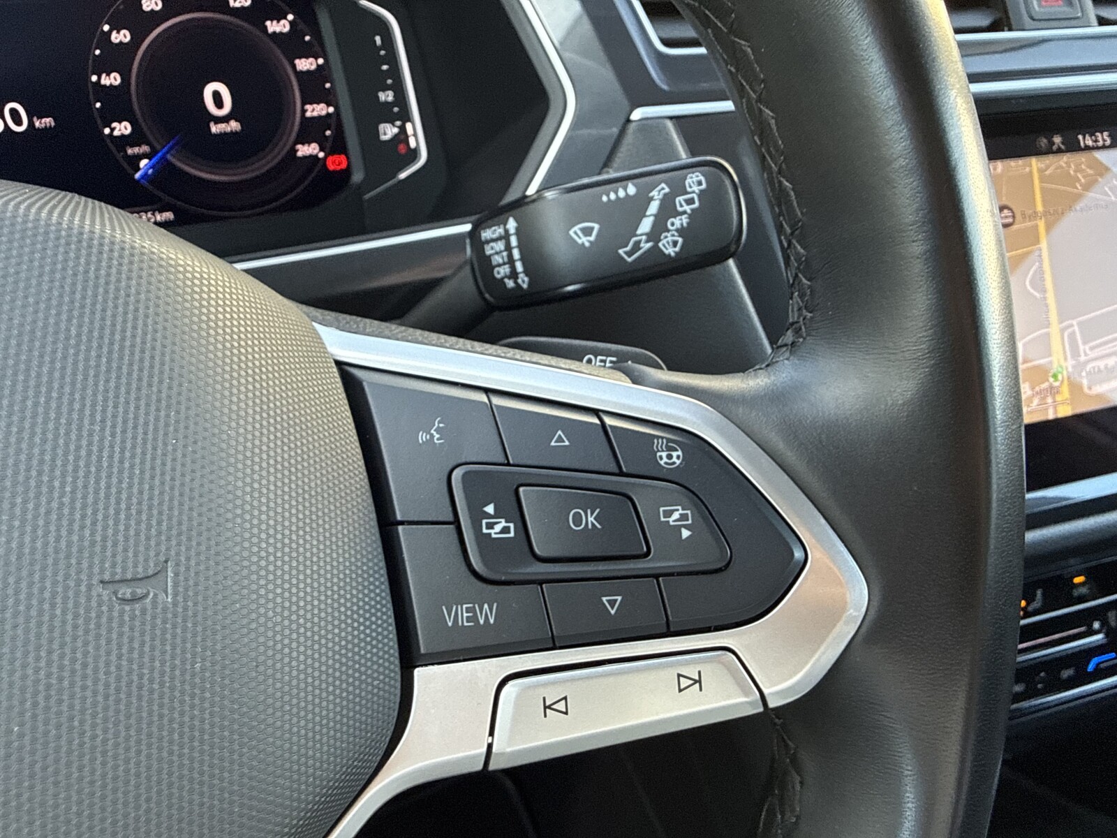 Volkswagen Tiguan Allspace - zdjęcie 18