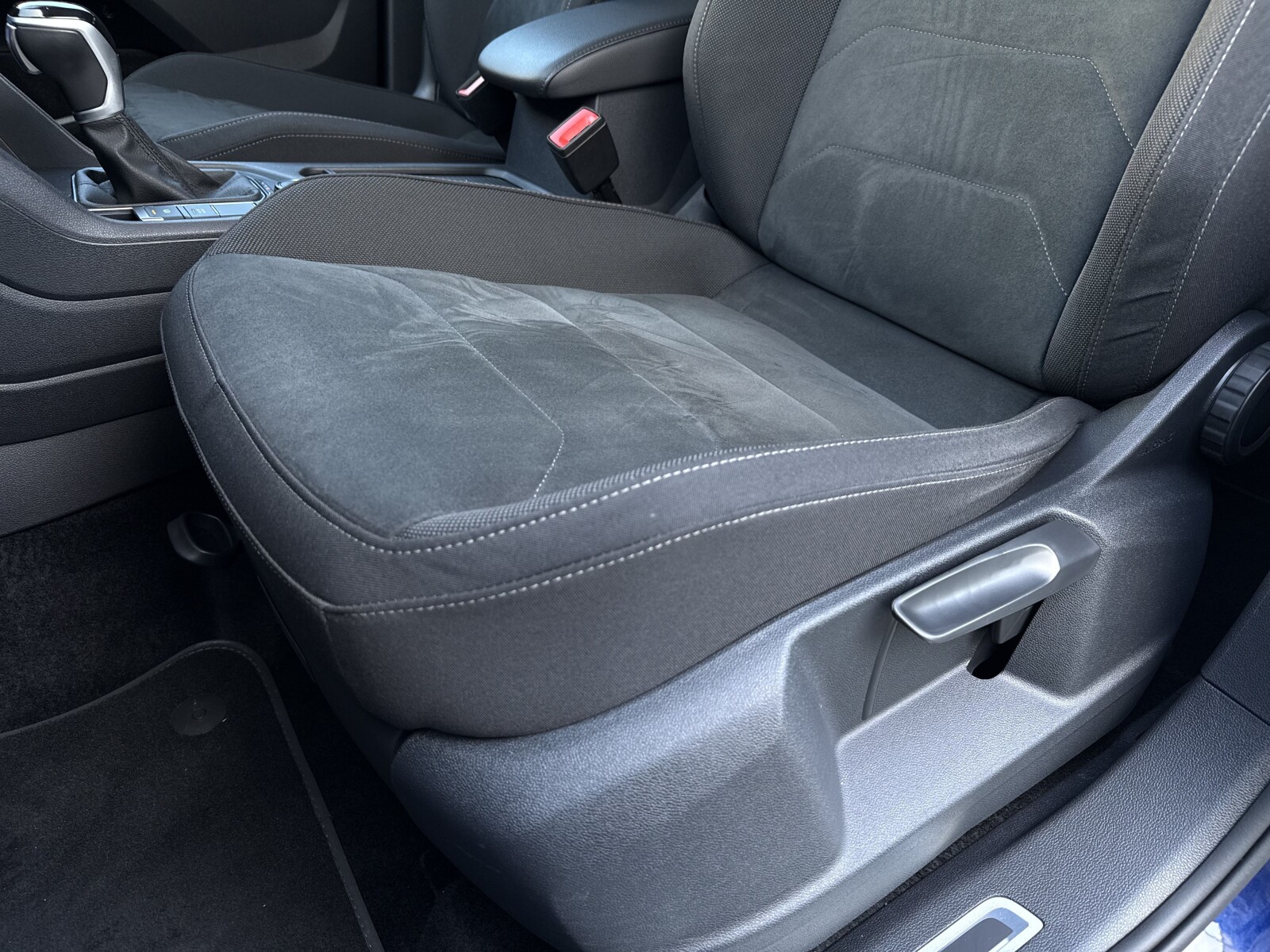 Volkswagen Tiguan Allspace - zdjęcie 14