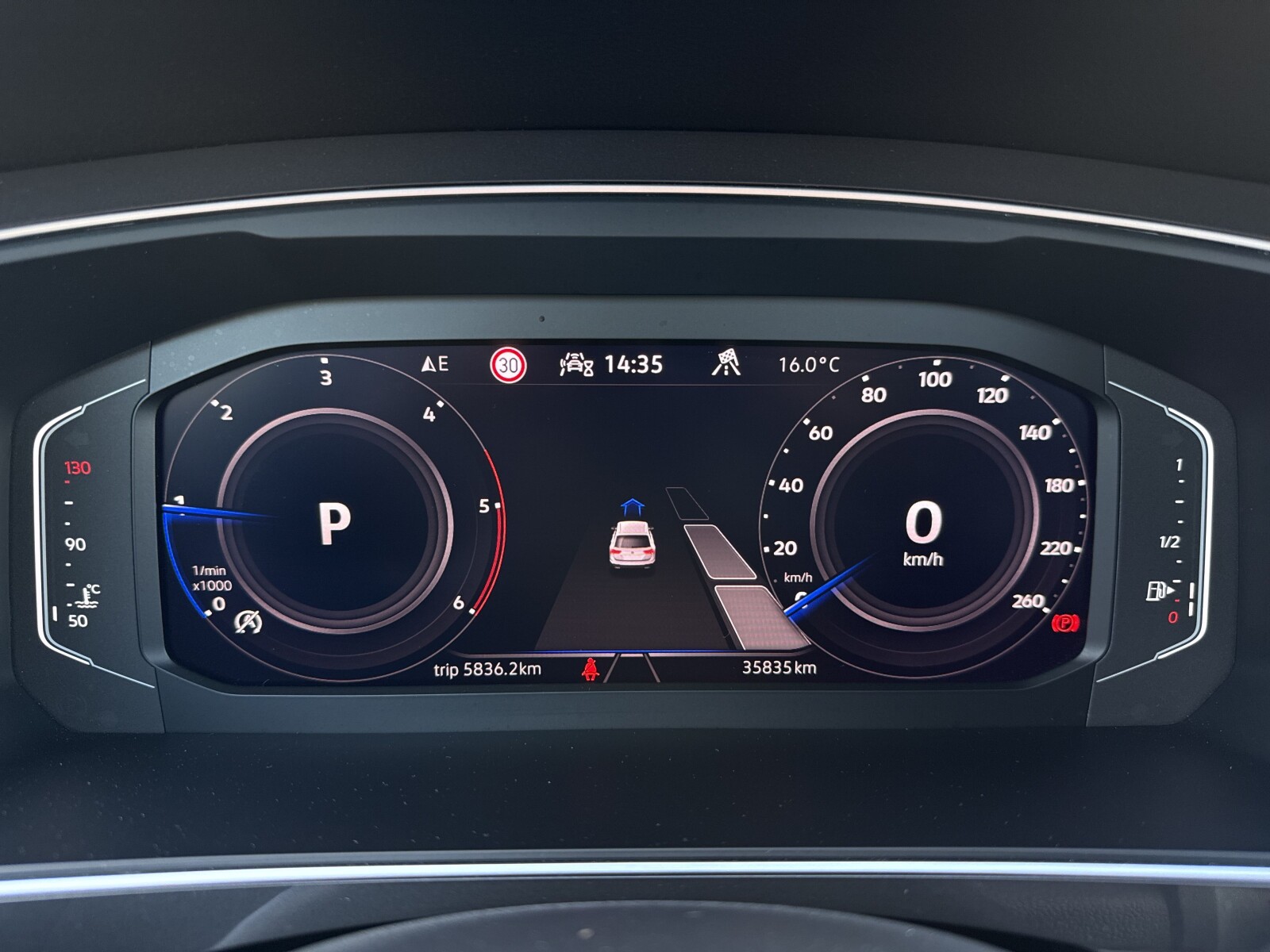 Volkswagen Tiguan Allspace - zdjęcie 20
