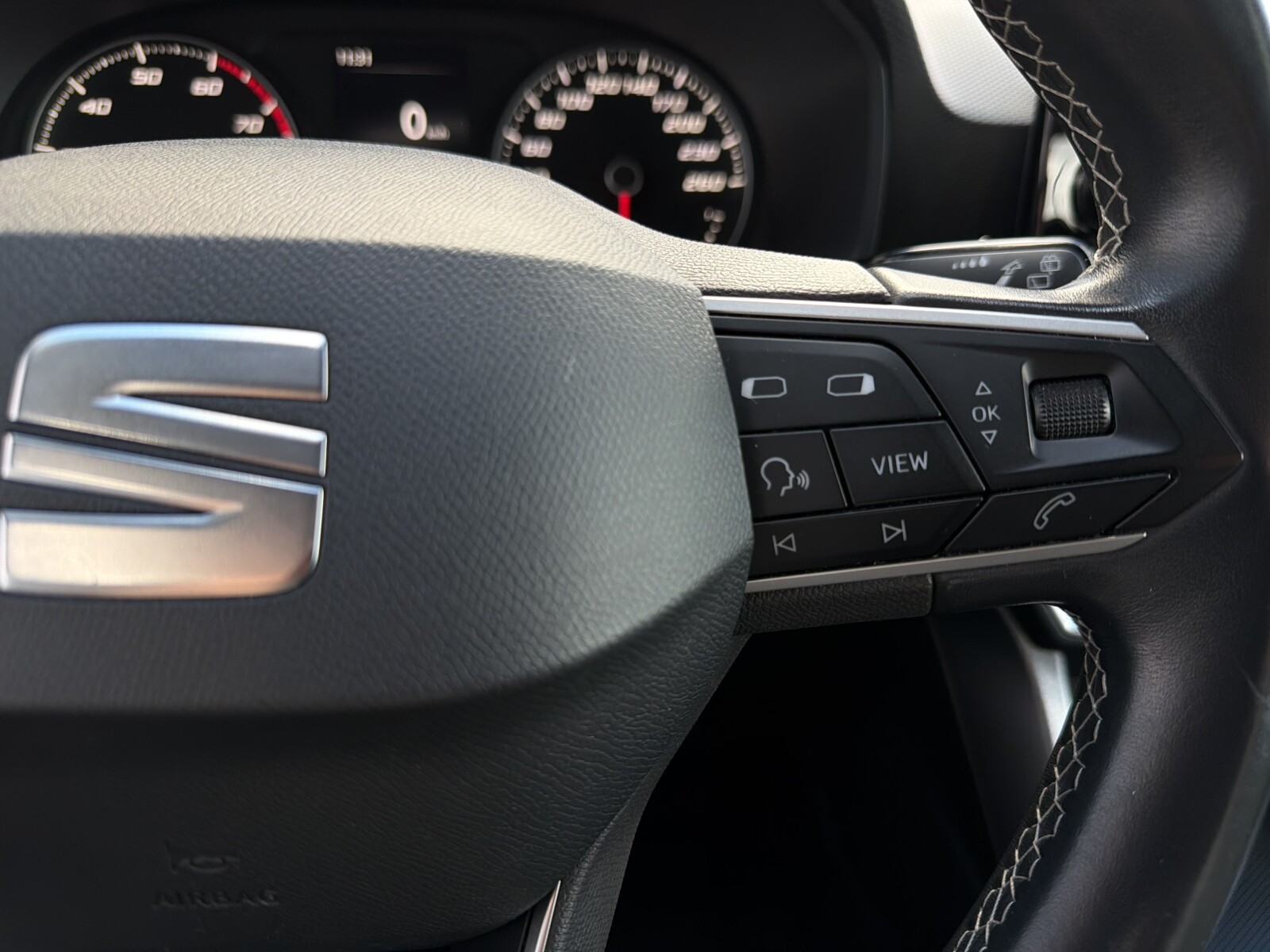 Seat Leon - zdjęcie 12