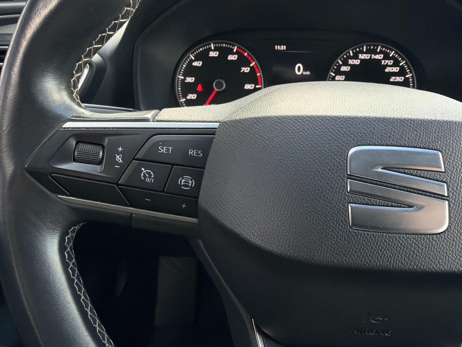 Seat Leon - zdjęcie 13