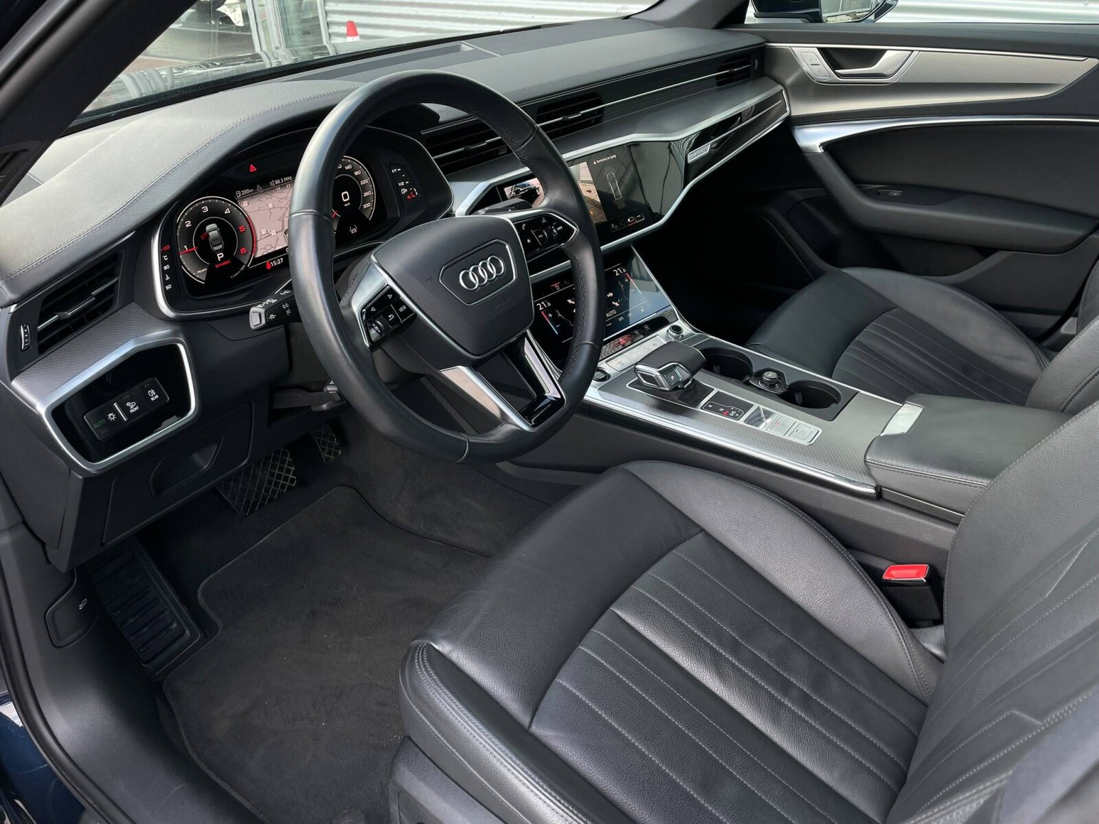 Audi A6 Limousine - zdjęcie 20