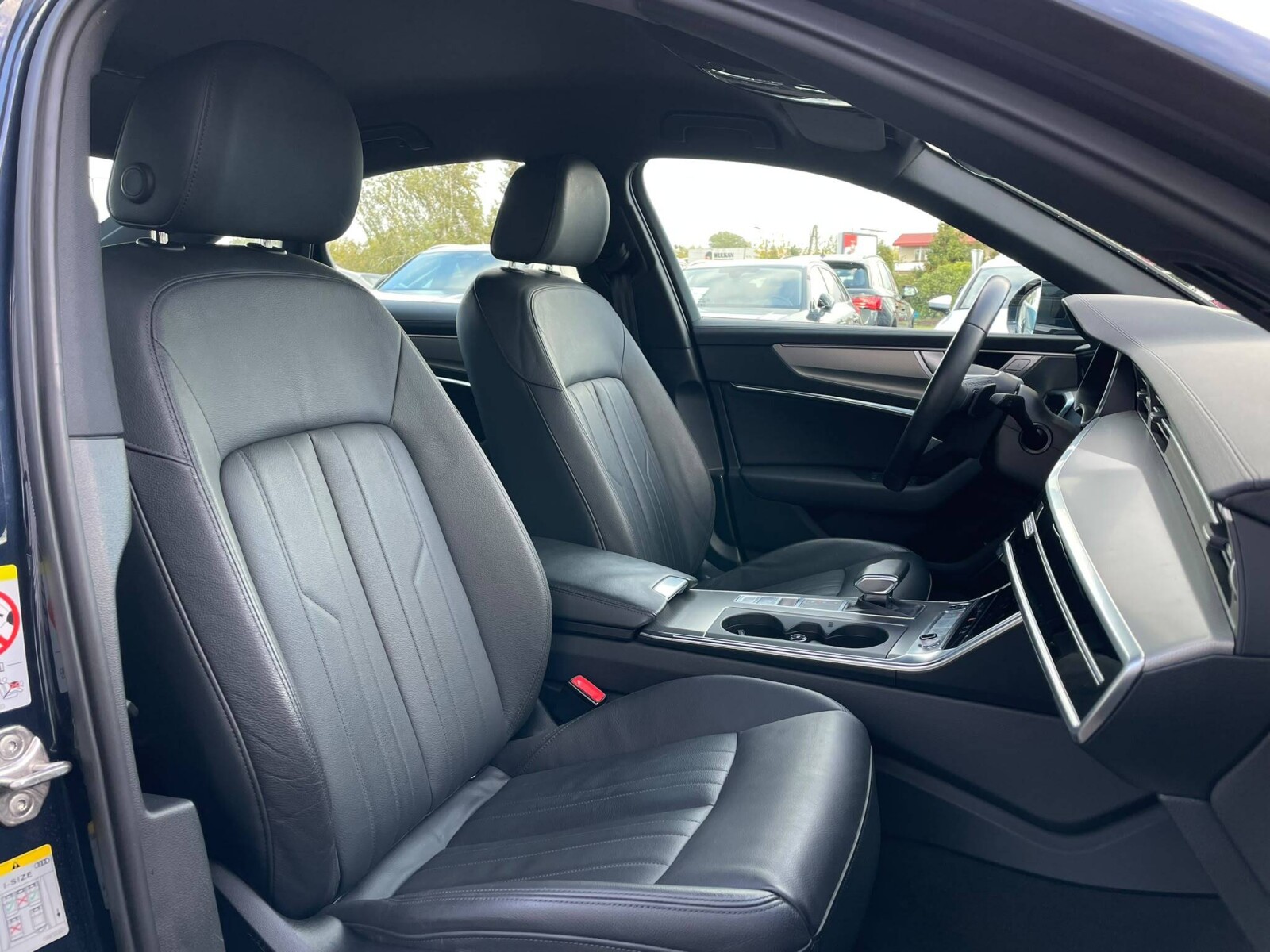 Audi A6 Limousine - zdjęcie 23