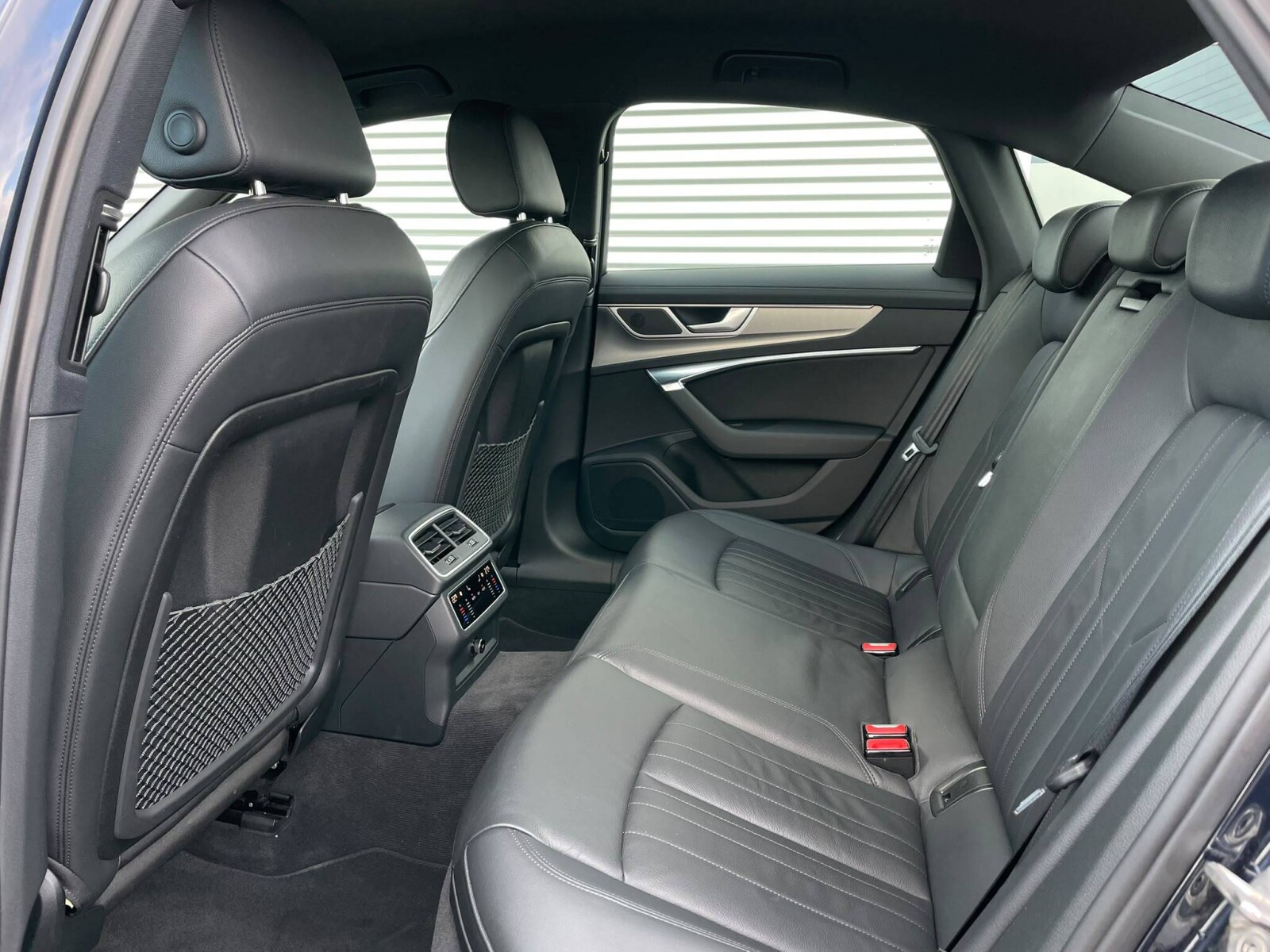 Audi A6 Limousine - zdjęcie 11