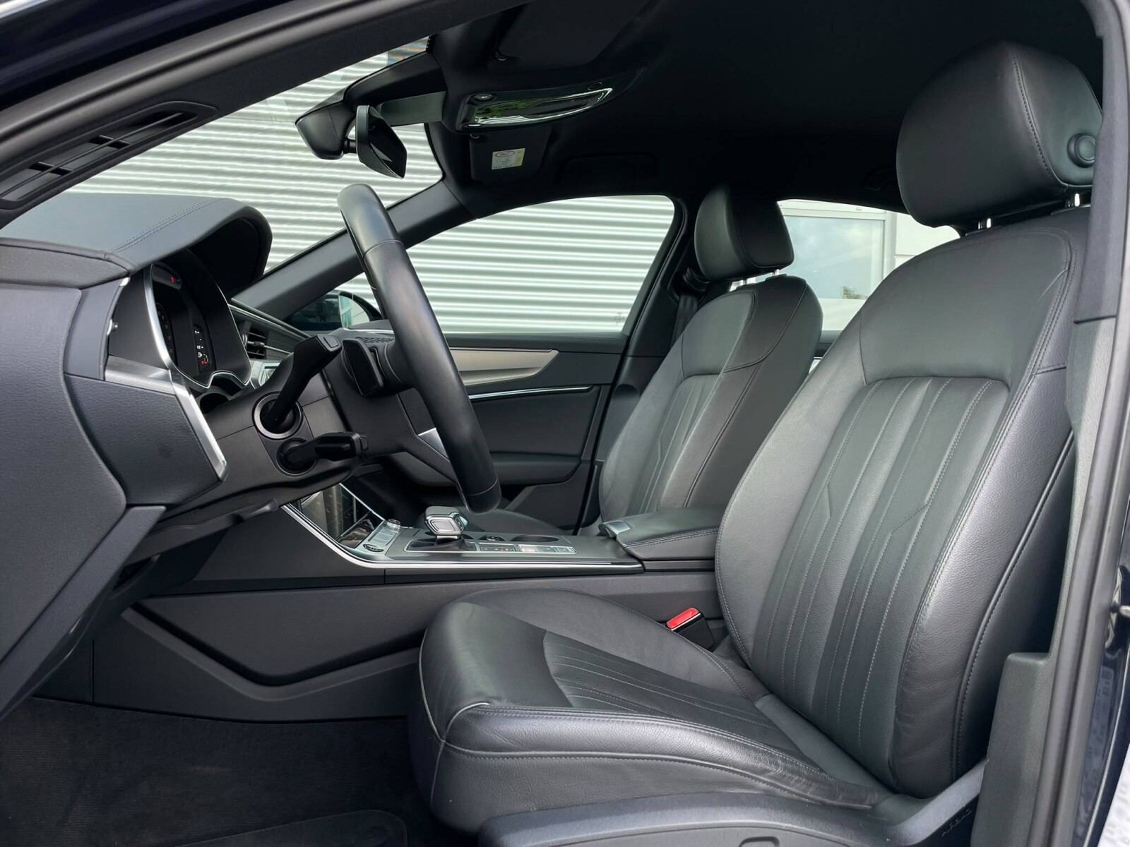 Audi A6 Limousine - zdjęcie 21