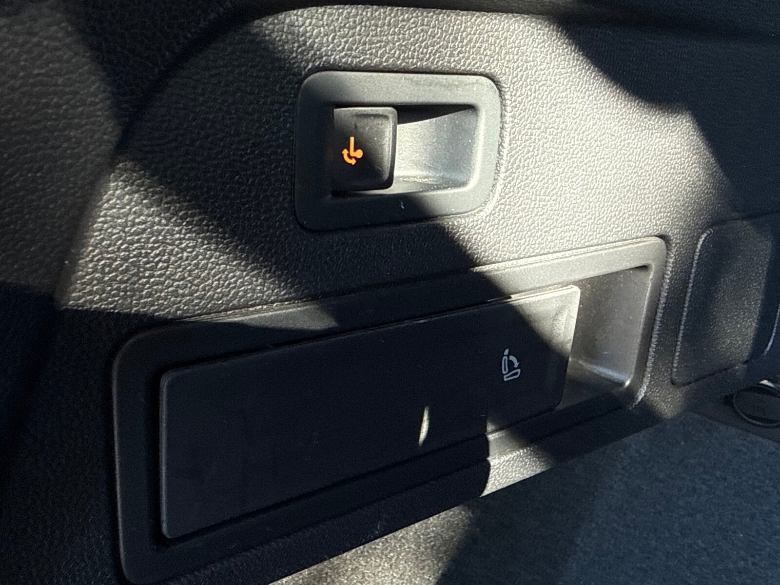 Volkswagen Tiguan Allspace - zdjęcie 32
