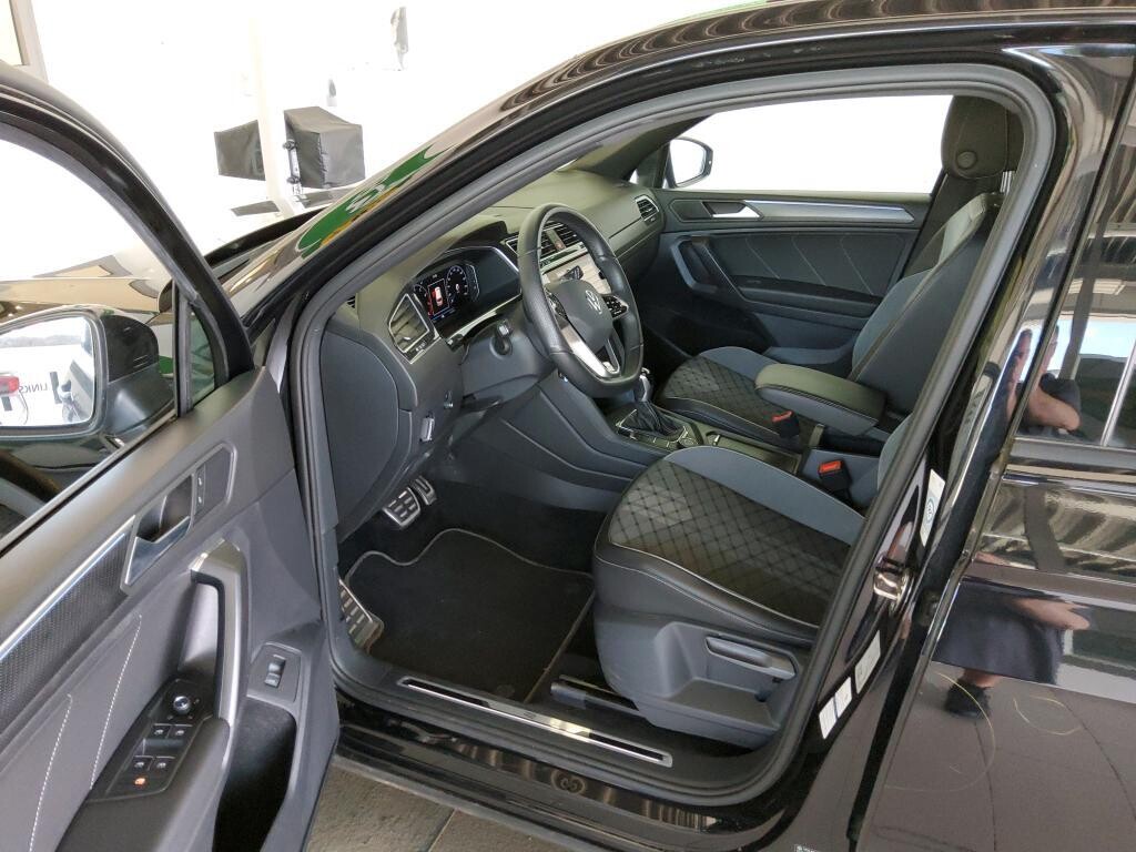 Volkswagen Tiguan Allspace - zdjęcie 4