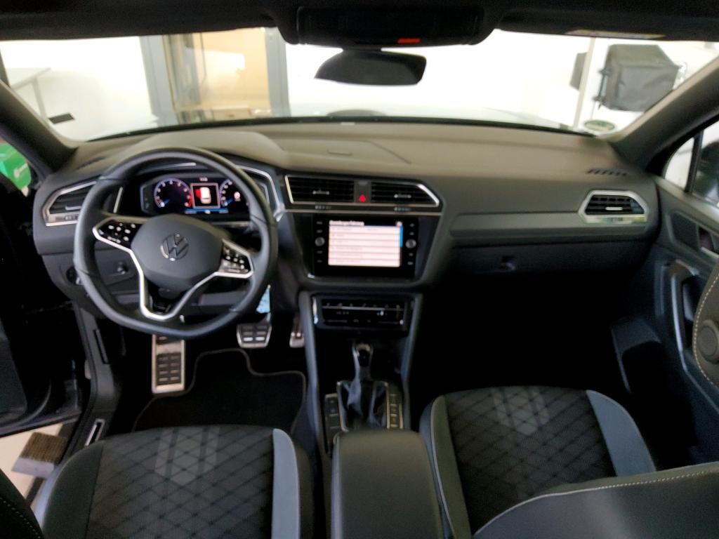Volkswagen Tiguan Allspace - zdjęcie 3