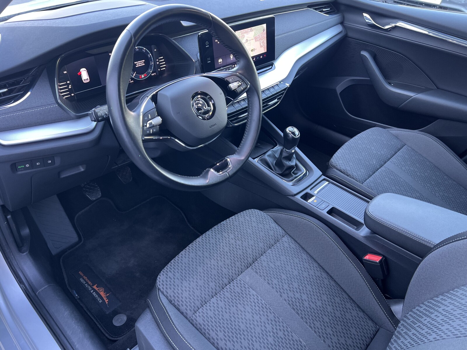 Škoda Octavia Combi - zdjęcie 26