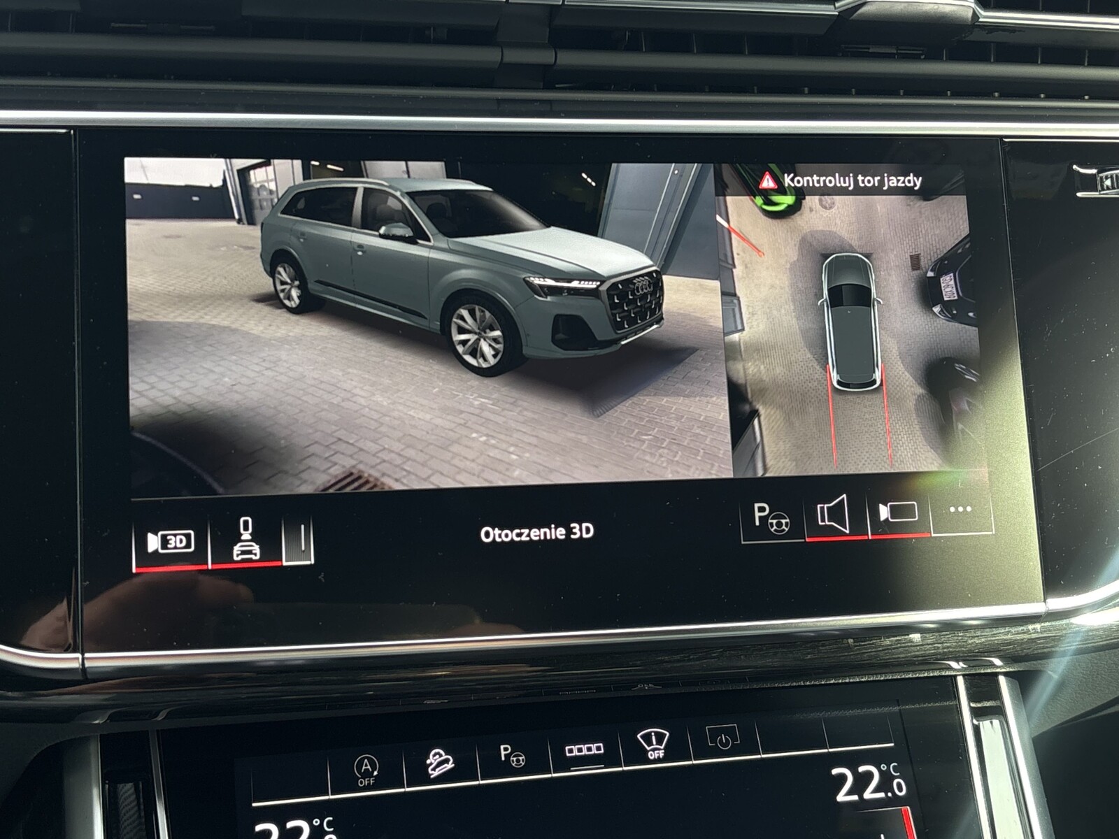 Audi Q7 - zdjęcie 21