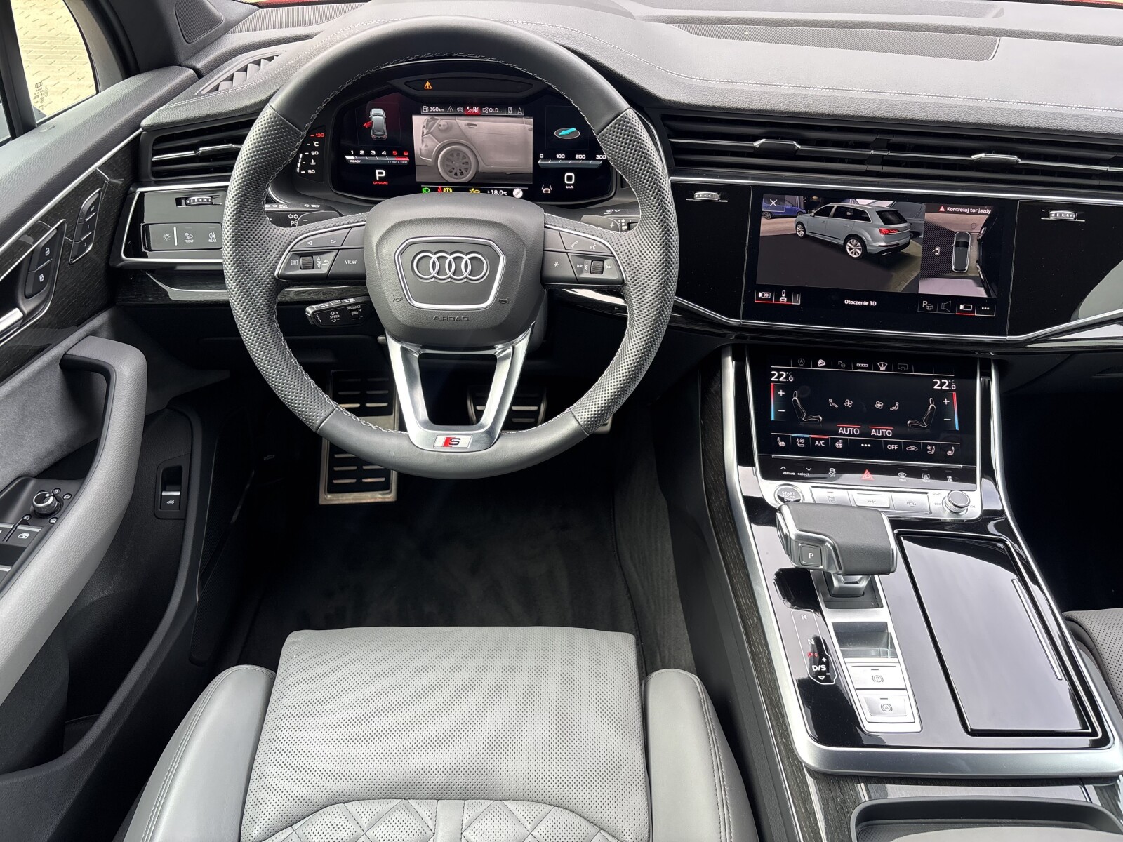 Audi Q7 - zdjęcie 10