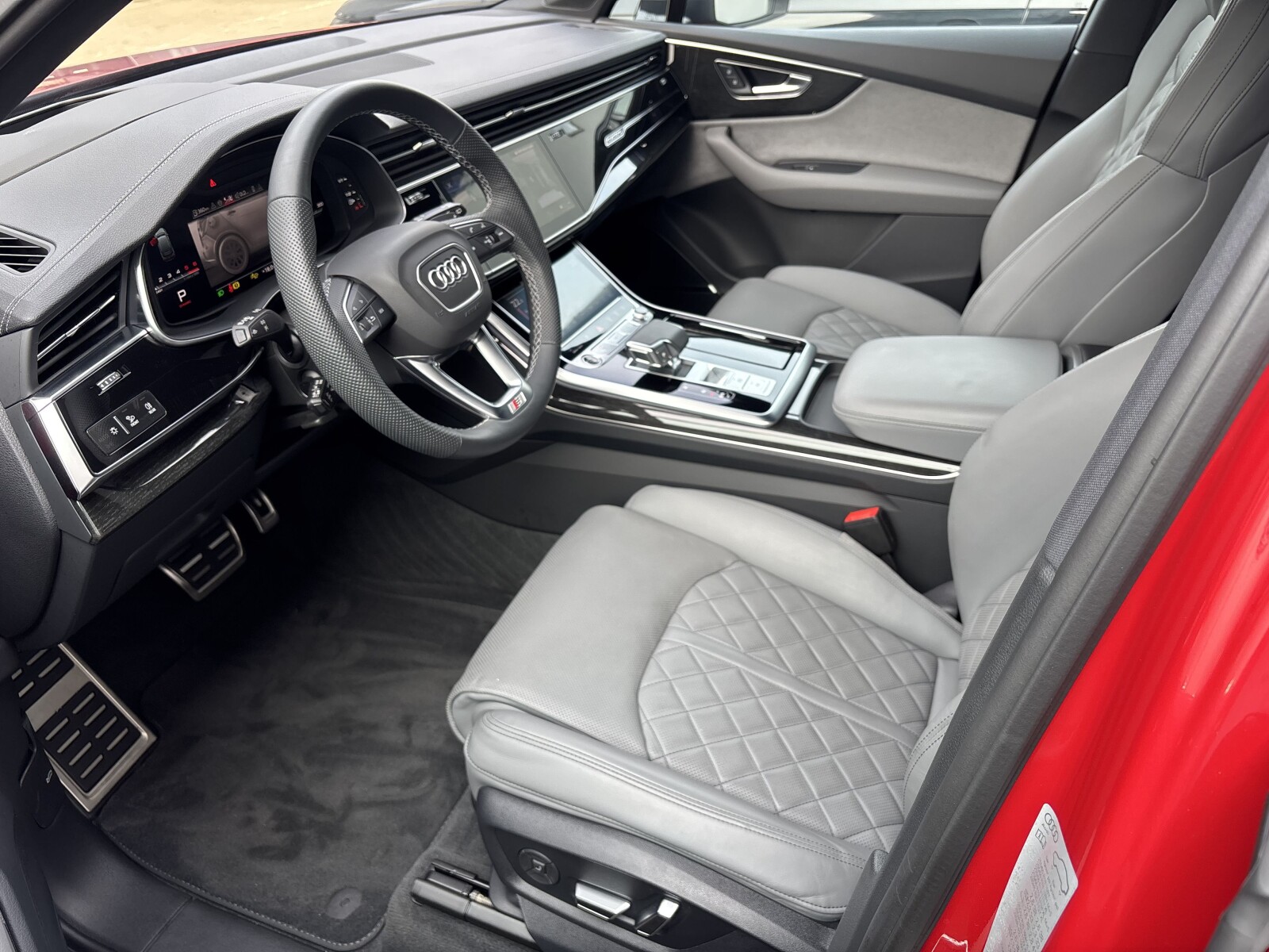 Audi Q7 - zdjęcie 16