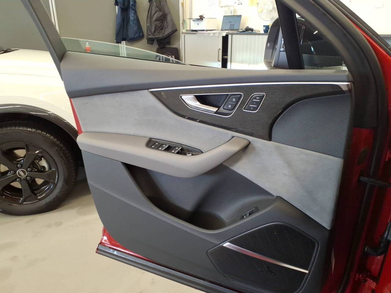 Audi Q7 - zdjęcie 3