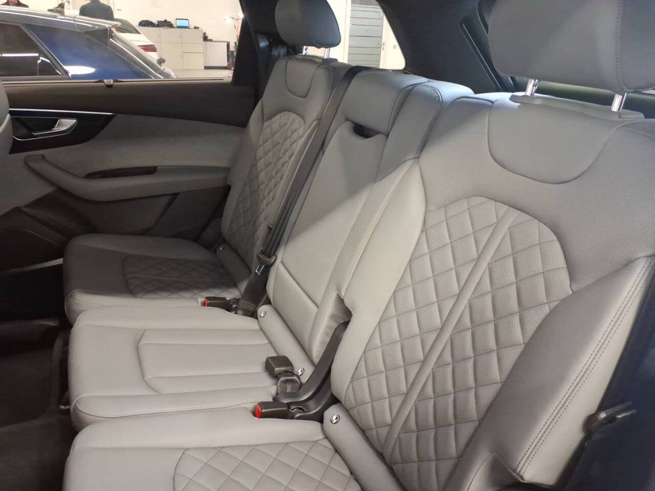 Audi Q7 - zdjęcie 7