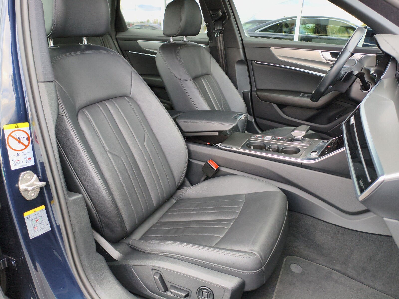 Audi A6 Limousine - zdjęcie 18