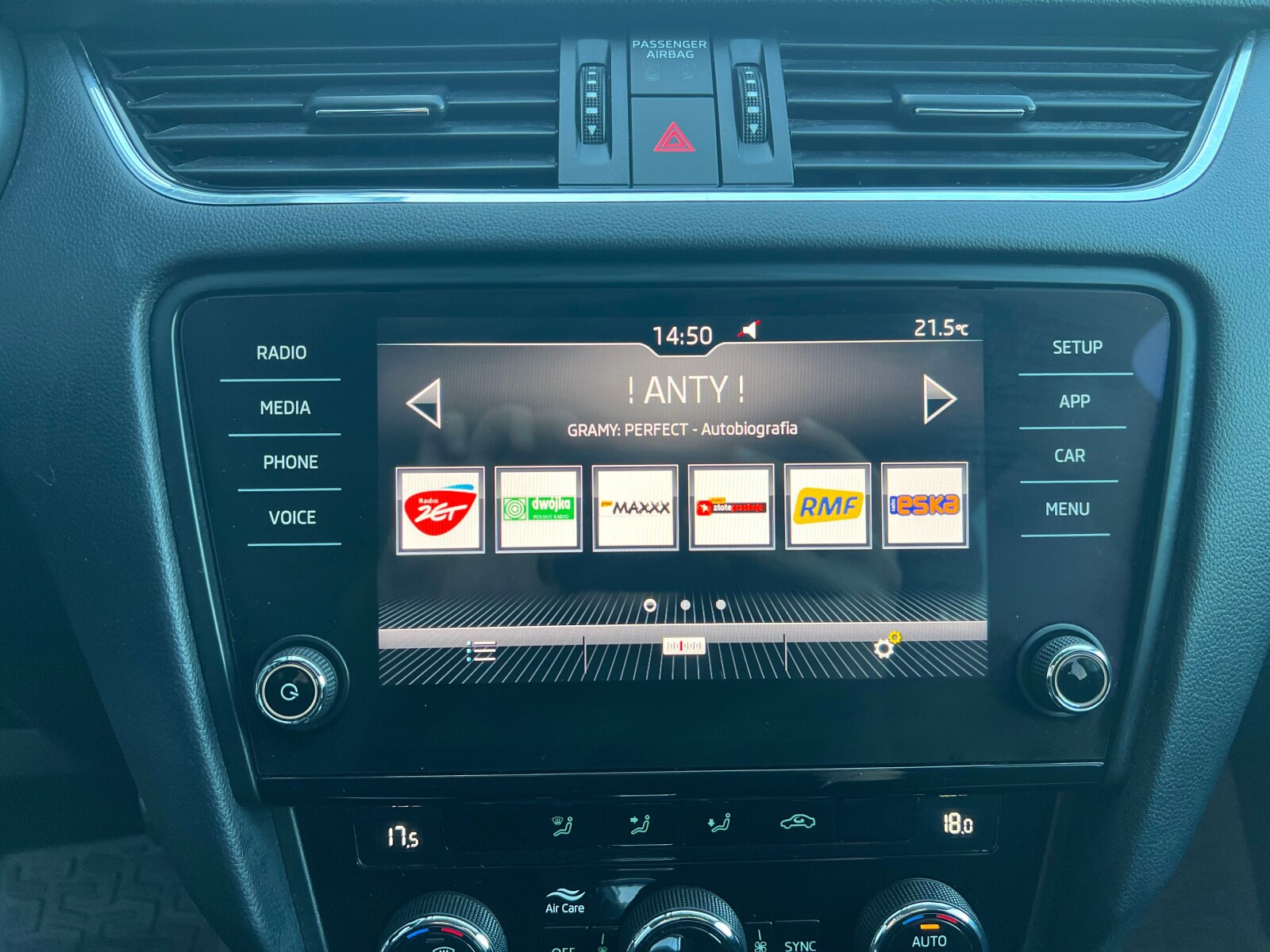 Škoda Octavia Combi - zdjęcie 16