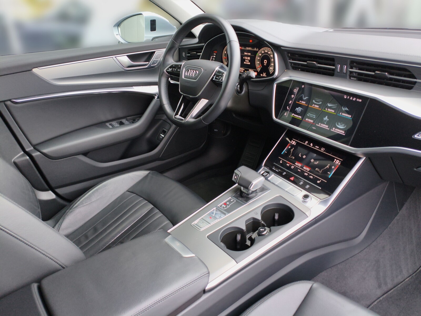 Audi A6 Avant - zdjęcie 9