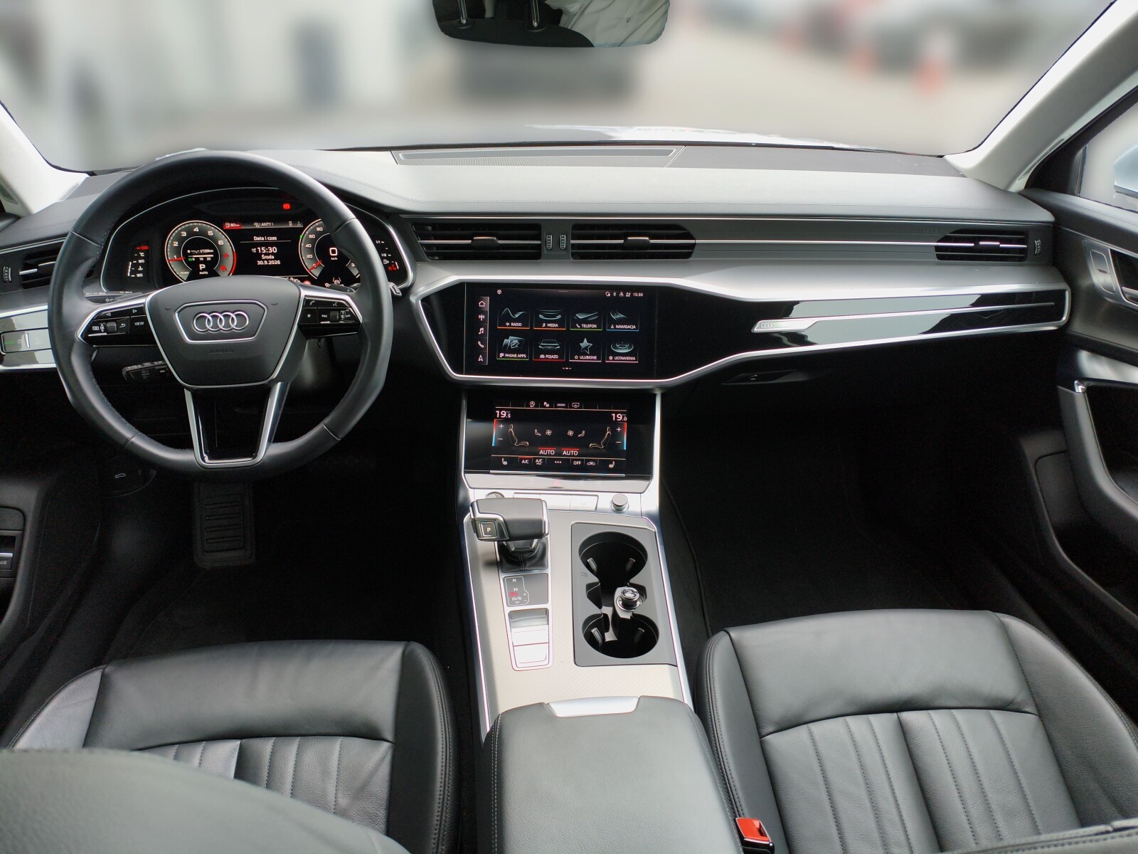 Audi A6 Avant - zdjęcie 10