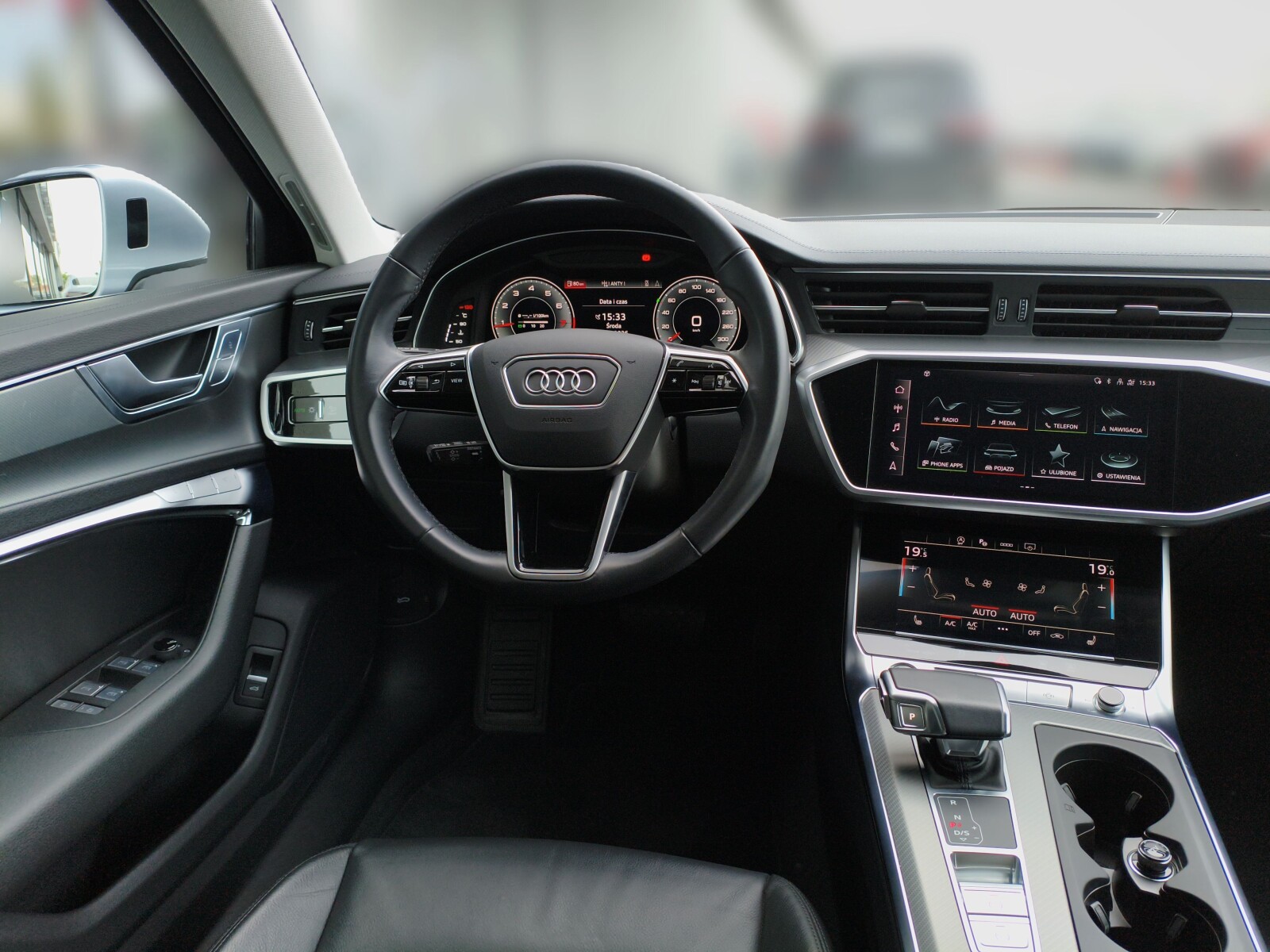 Audi A6 Avant - zdjęcie 19