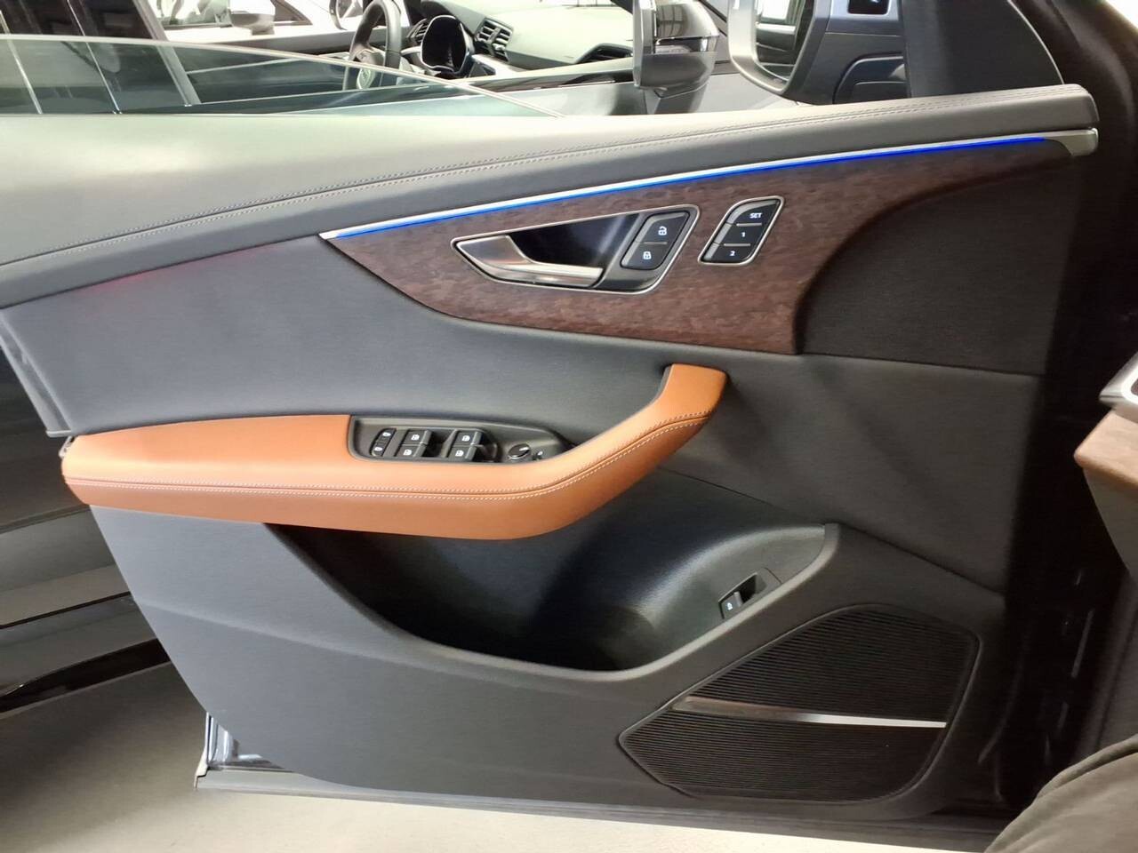 Audi Q8 - zdjęcie 5