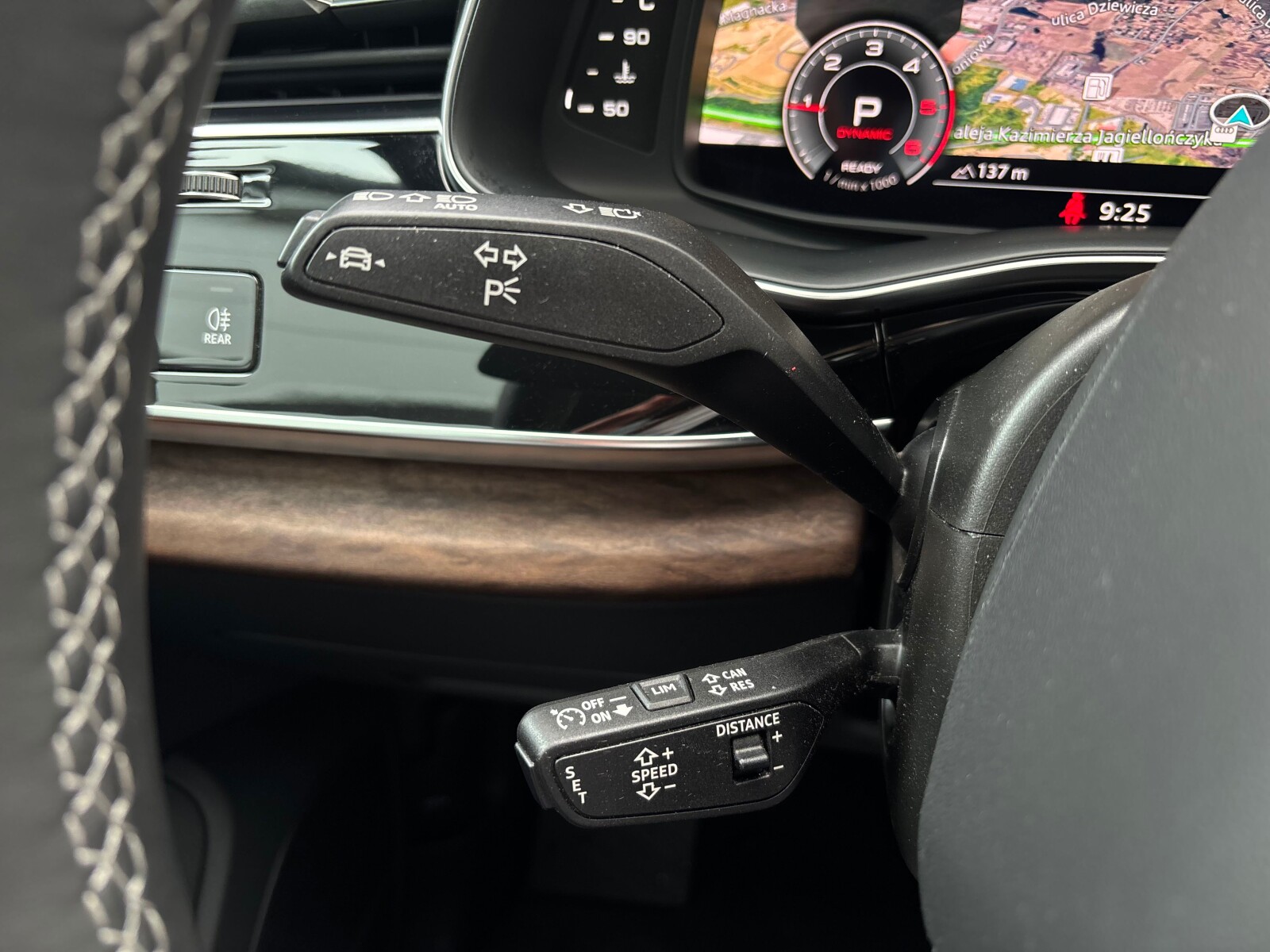 Audi Q8 - zdjęcie 12