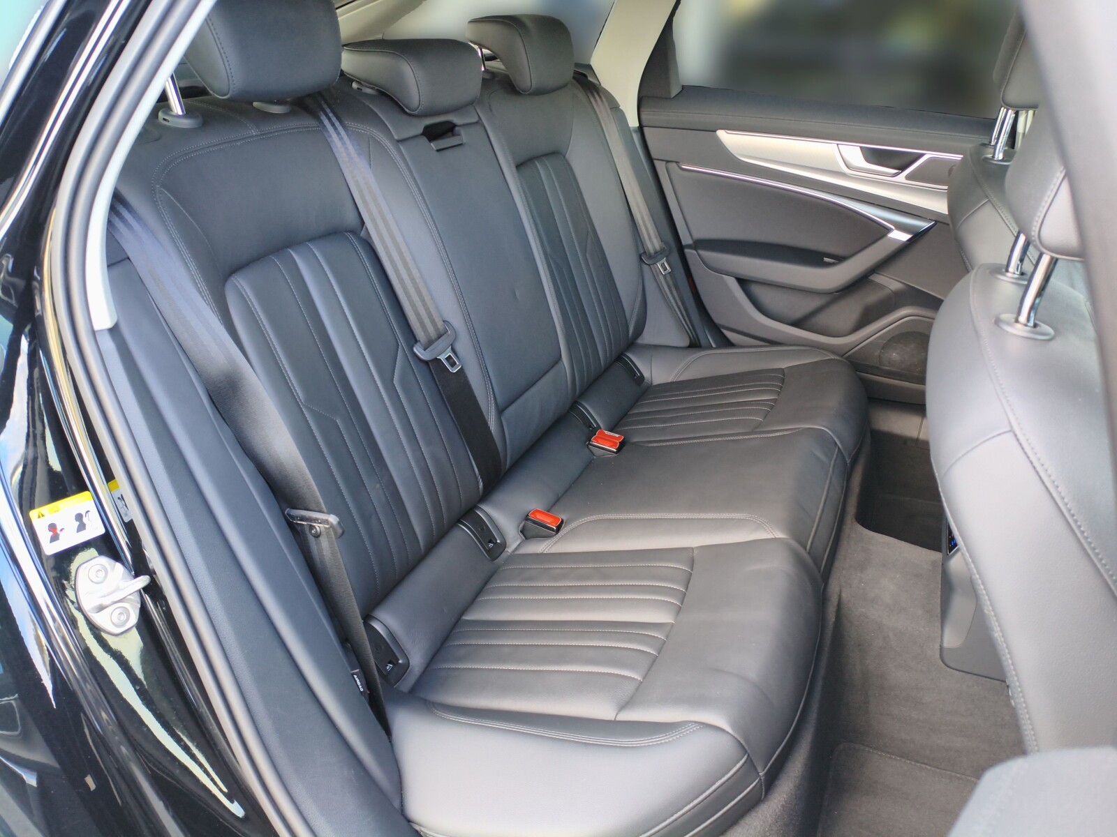 Audi A6 Avant - zdjęcie 13